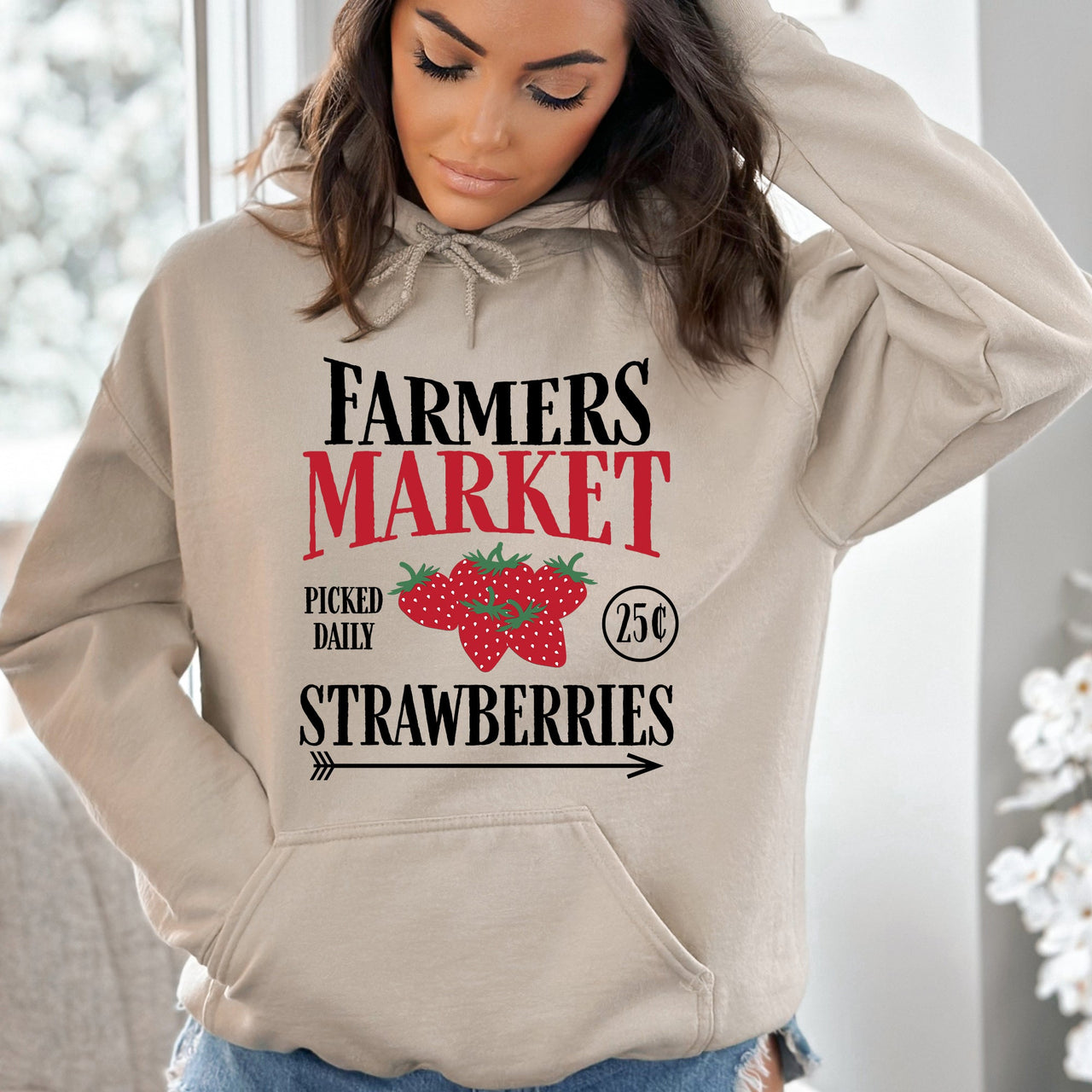 Farmers Market Fresh Strawberries Berries Farm Life Illustration Art Graphic Hoodie