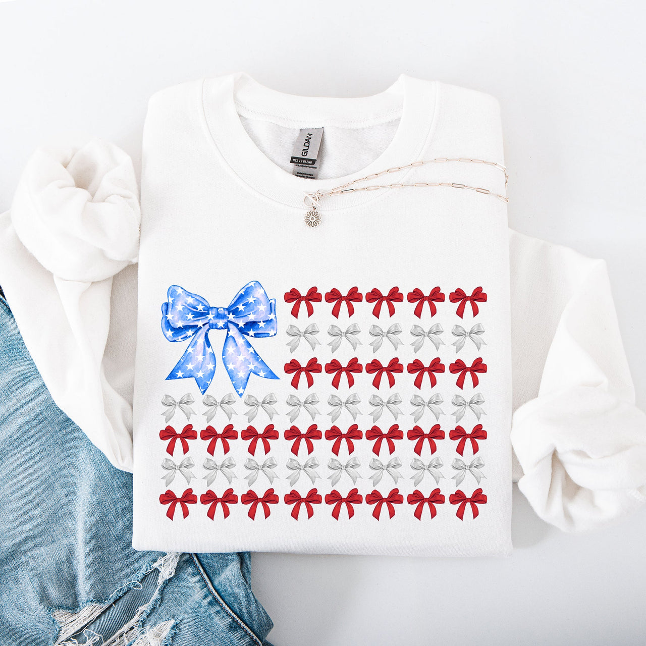 Patriotic Bows Flag USA Coquette Ribbons America Fourth of July Graphic Sweatshirt