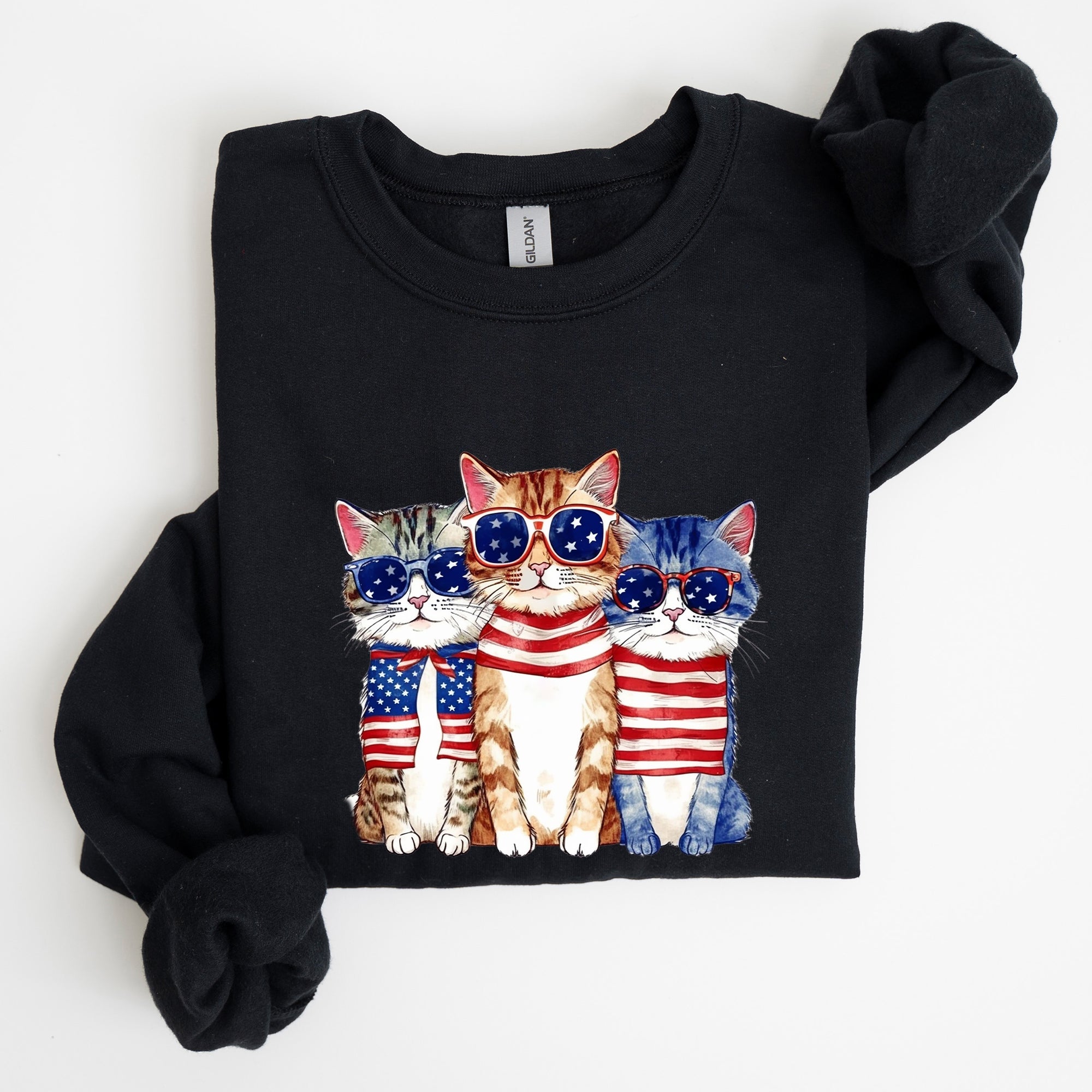 Patriotic Hippie Cats Fourth Of July Graphic For Freedom Lovers And Independence Day Fans Sweatshirt