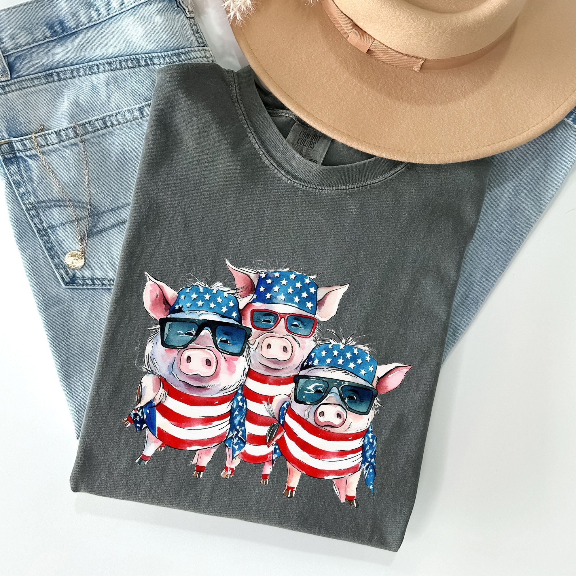 Patriotic Pigs Hippie 4th Of July Celebration With Retro Flag Colors And Classic Americana Vibe Comfort Colors Tee
