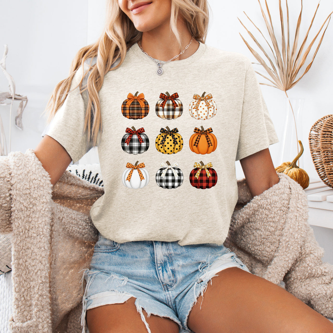 Patterned Pumpkins Classic Halloween Fall Autumn Cozy Seasonal Print Graphic Tee