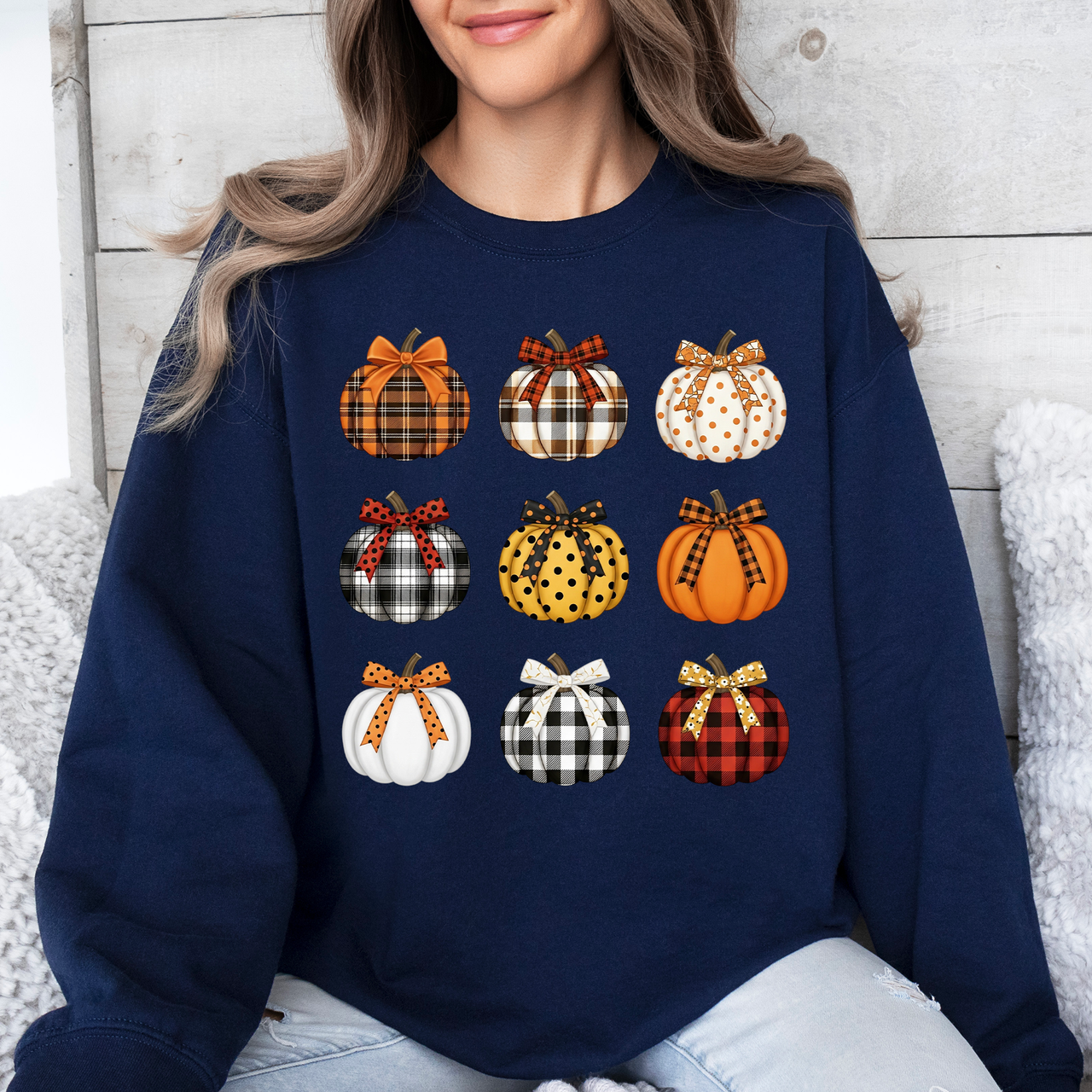 Patterned Pumpkins Halloween Harvest Pattern Cozy Vintage Autumn Night Sweatshirt