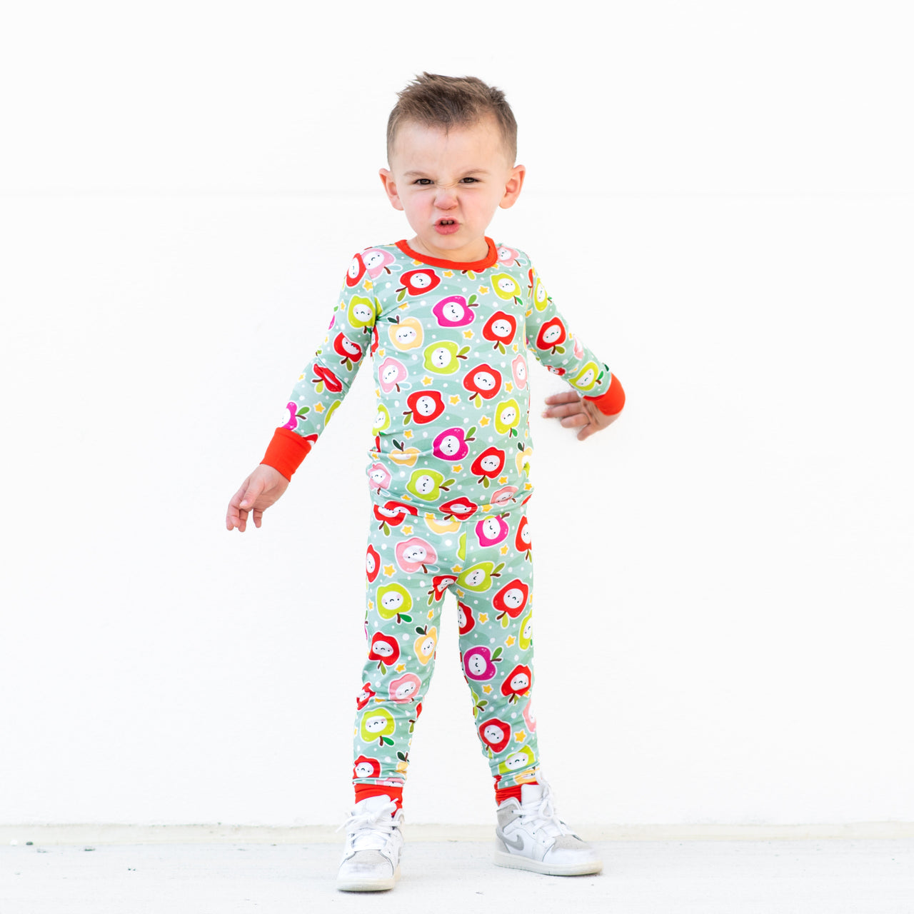 LONG SLEEVE 2 PIECE SETS- Kawaii Apple
