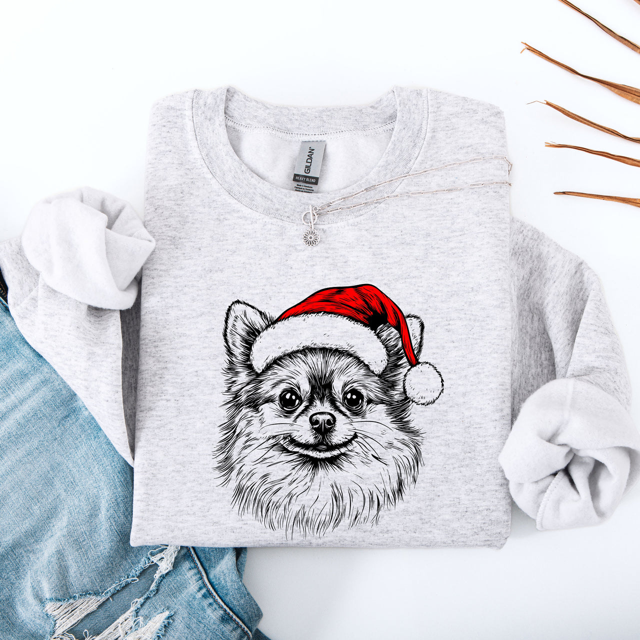 Pomeranian Dog Lover Portrait Design For Pet Parents And Dog Enthusiasts Sweatshirt