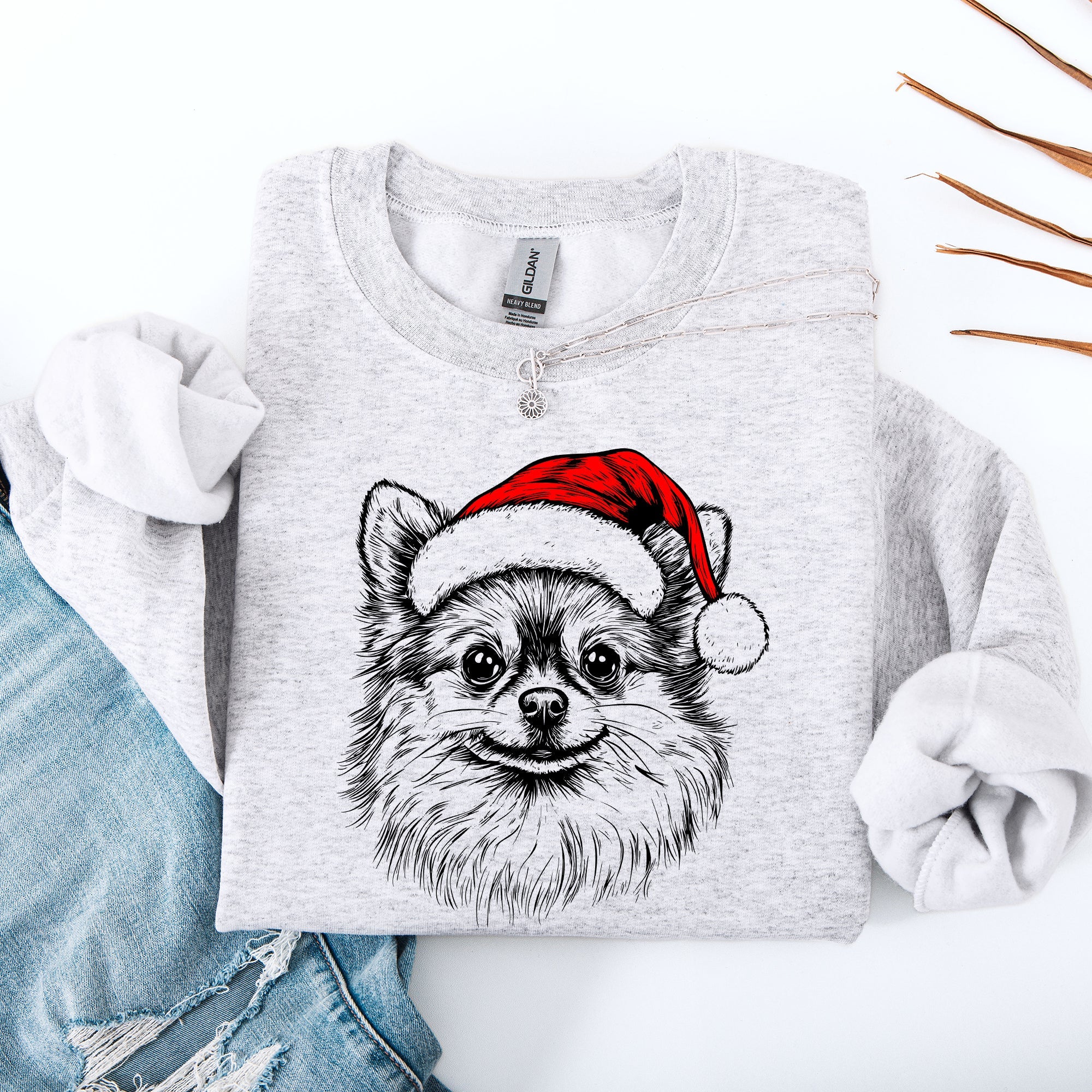 Festive Pomeranian Santa Christmas Dog Lover Holiday Pride Design Cozy Sweatshirt