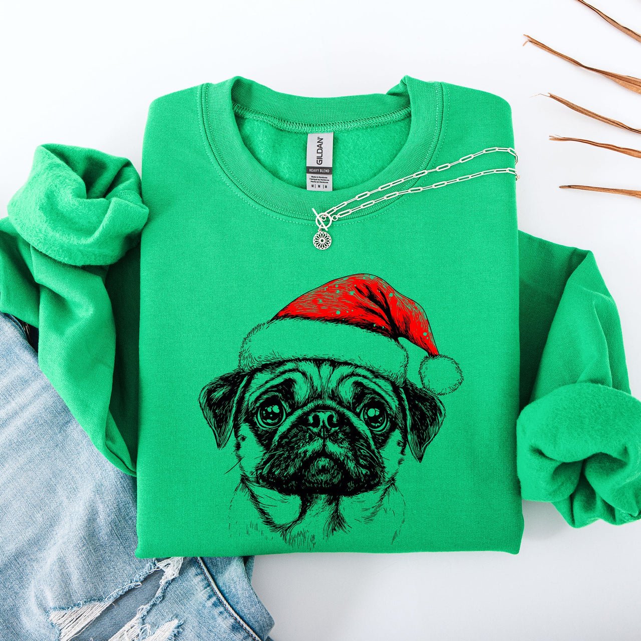 Festive Pug Santa Christmas Dog Lover Holiday Pals Pattern Cozy Fleece Sweatshirt