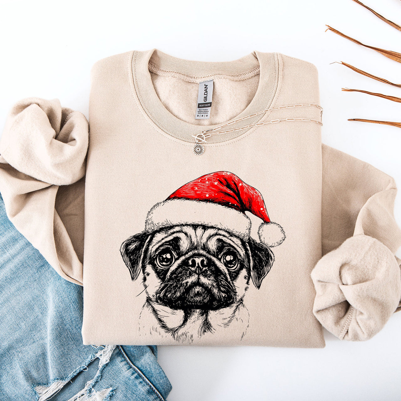 Festive Pug Santa Christmas Dog Lover Holiday Pals Pattern Cozy Fleece Sweatshirt