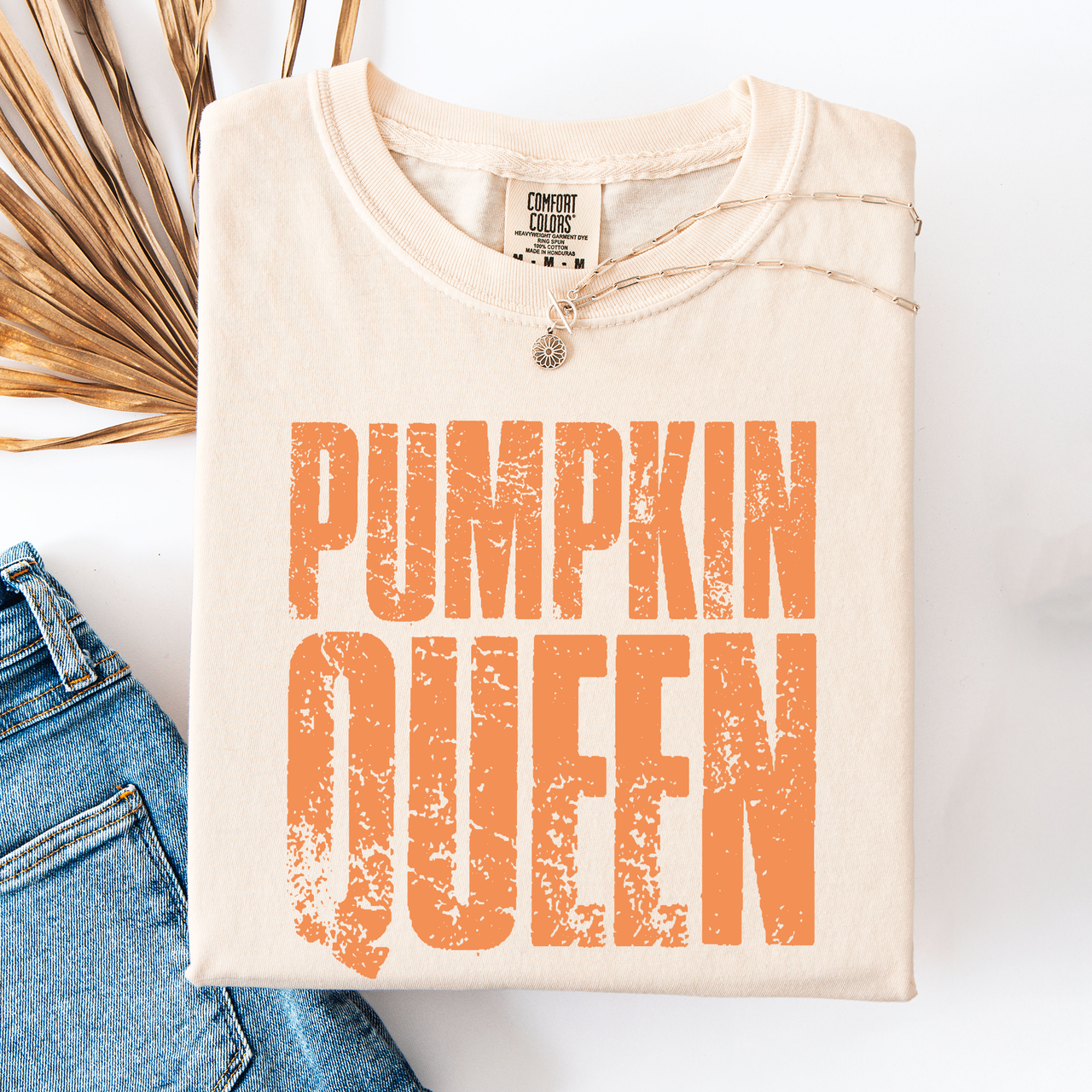 Pumpkin Queen Watercolor Leopard Print Pumpkins Bouquet Autumn Harvest Charm Comfort Colors Tee