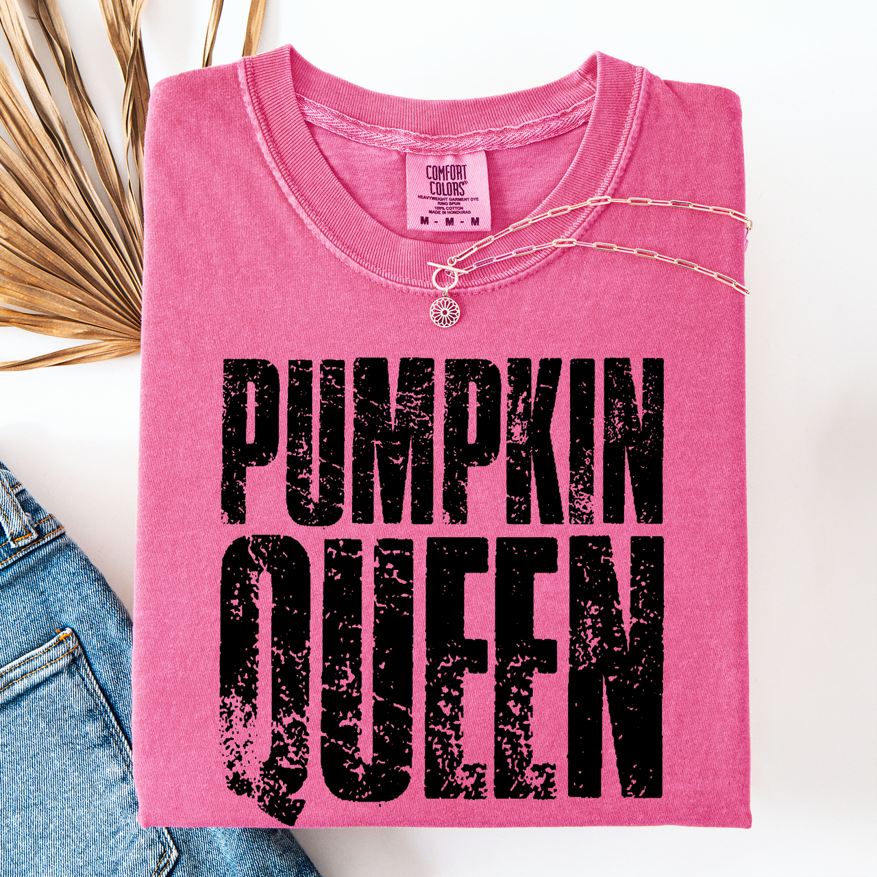 Pumpkin Queen Watercolor Leopard Print Pumpkins Bouquet Autumn Harvest Charm Comfort Colors Tee