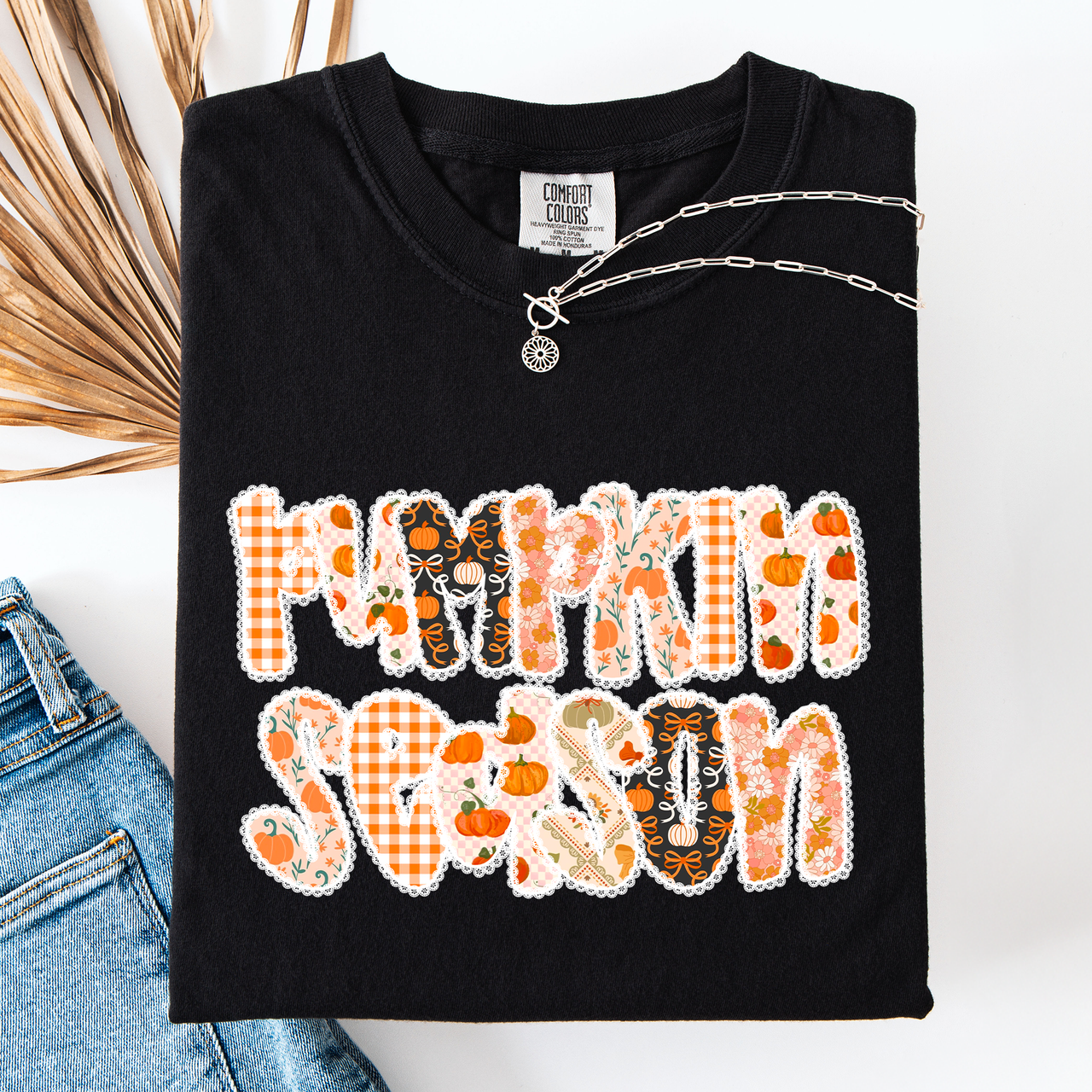 Pumpkin Season Leopard Print Watercolor Bouquet Pattern With Classic Autumn Vibe Comfort Colors Tee