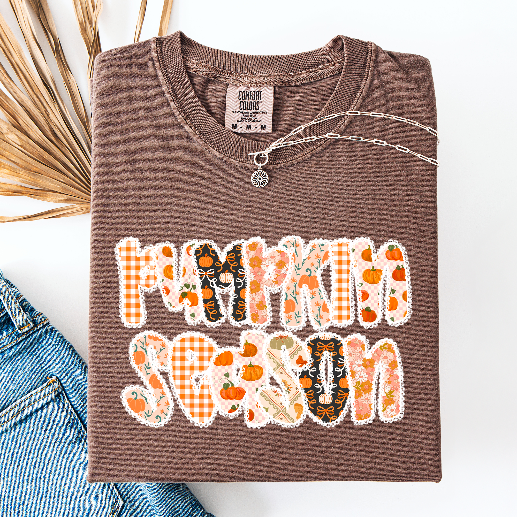 Pumpkin Season Leopard Print Watercolor Bouquet Pattern With Classic Autumn Vibe Comfort Colors Tee