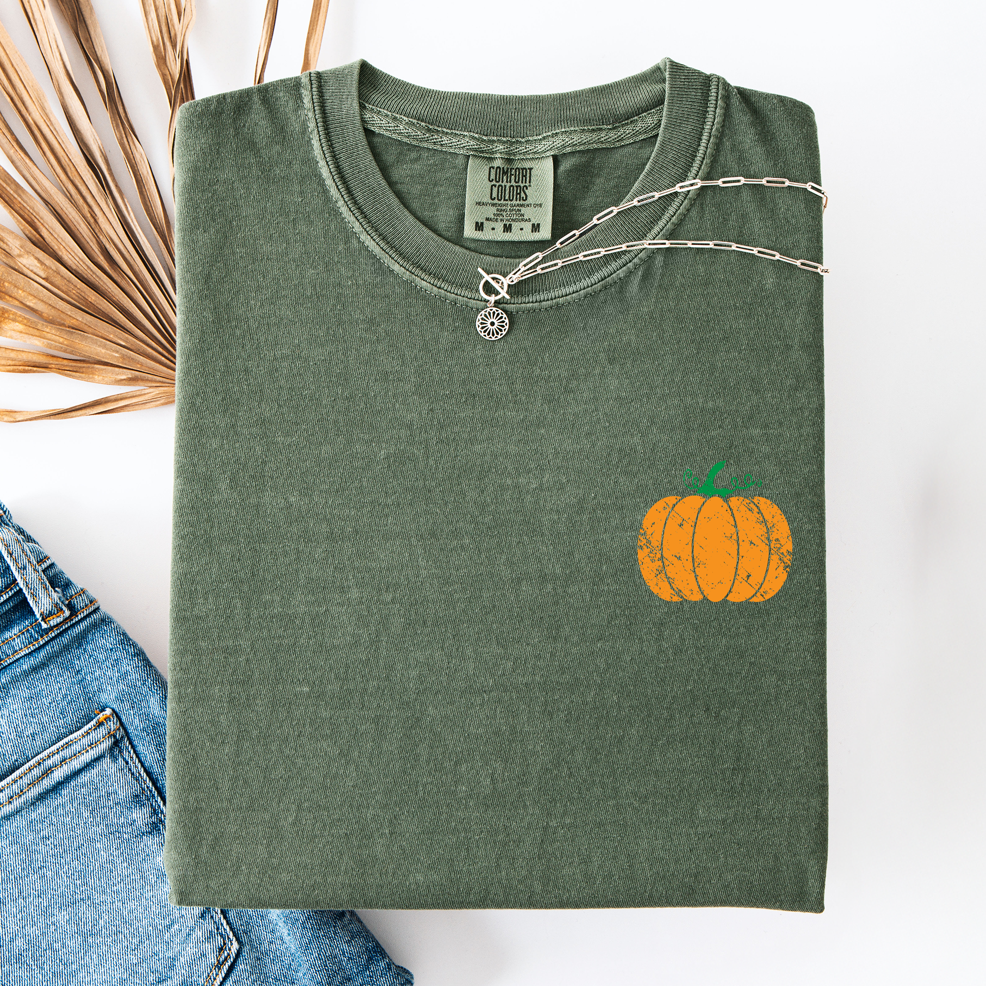 Mama Pumpkin Pattern Watercolor Leopard Pumpkins With Hand-Painted Bouquet Comfort Colors Tee