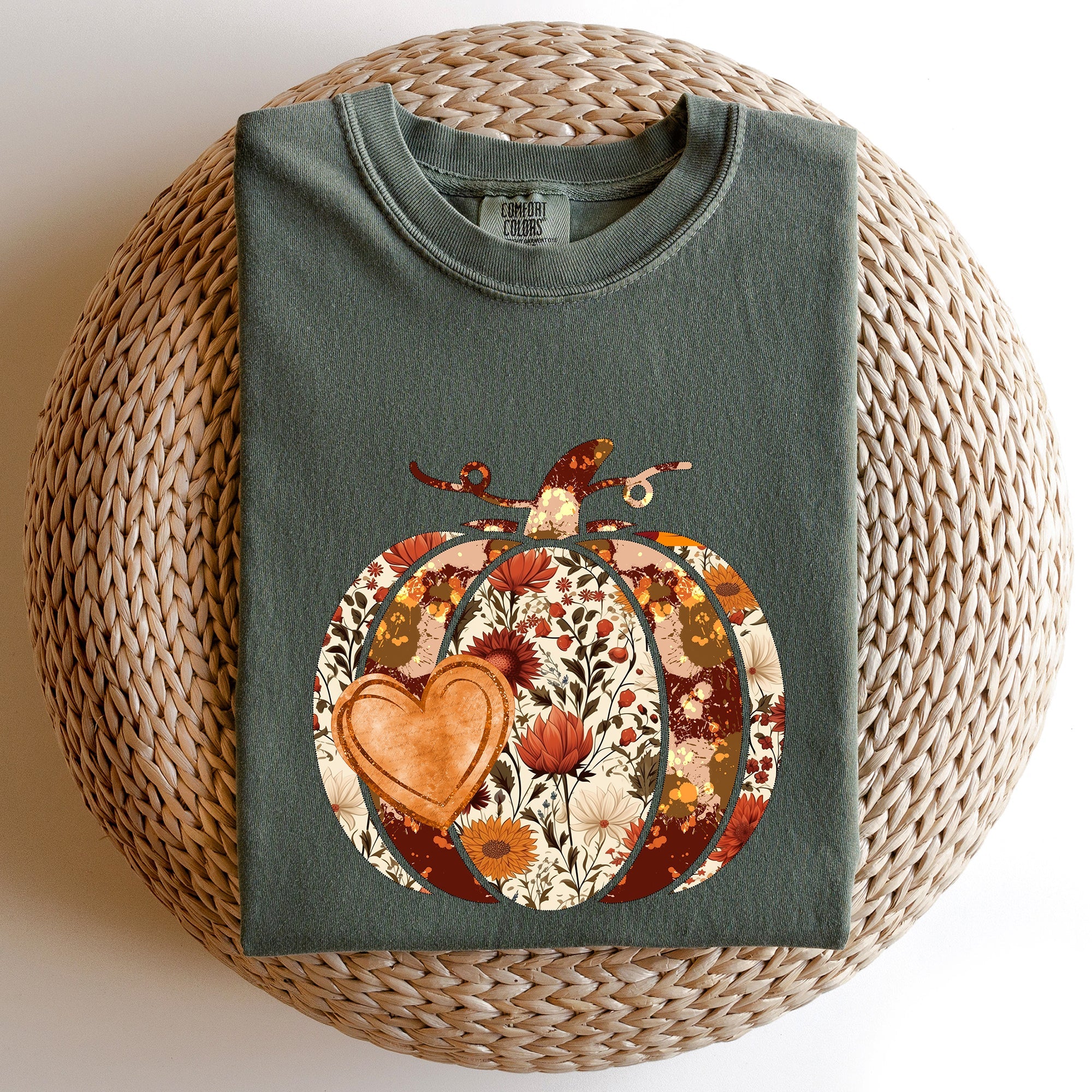 Pumpkin Heart Love Floral Thanksgiving Fall Autumn Halloween Flower Comfort Colors Tee