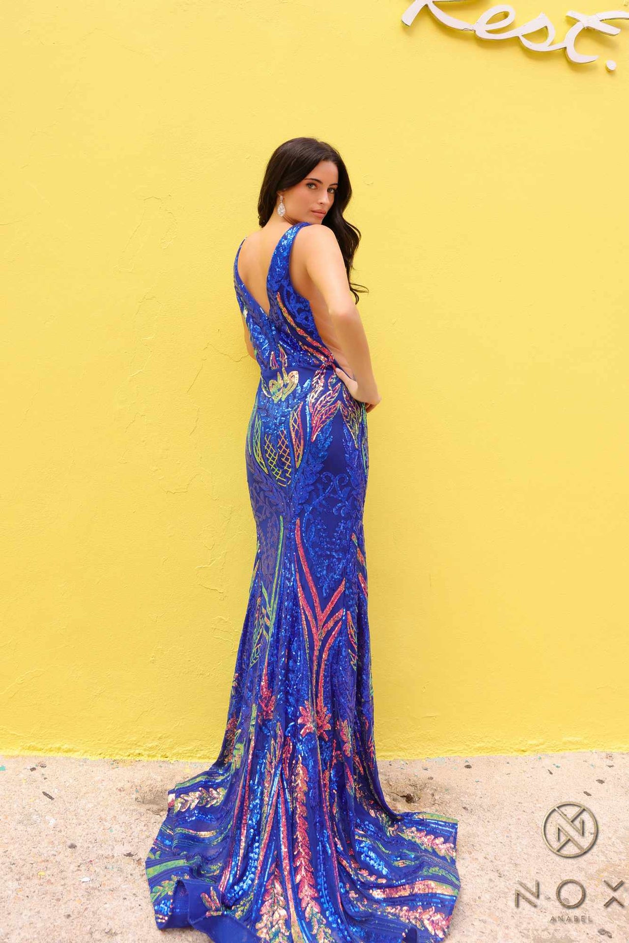 Nox Anabel R1402 Long Plunging V-Neck Fitted Sequin Print Gown