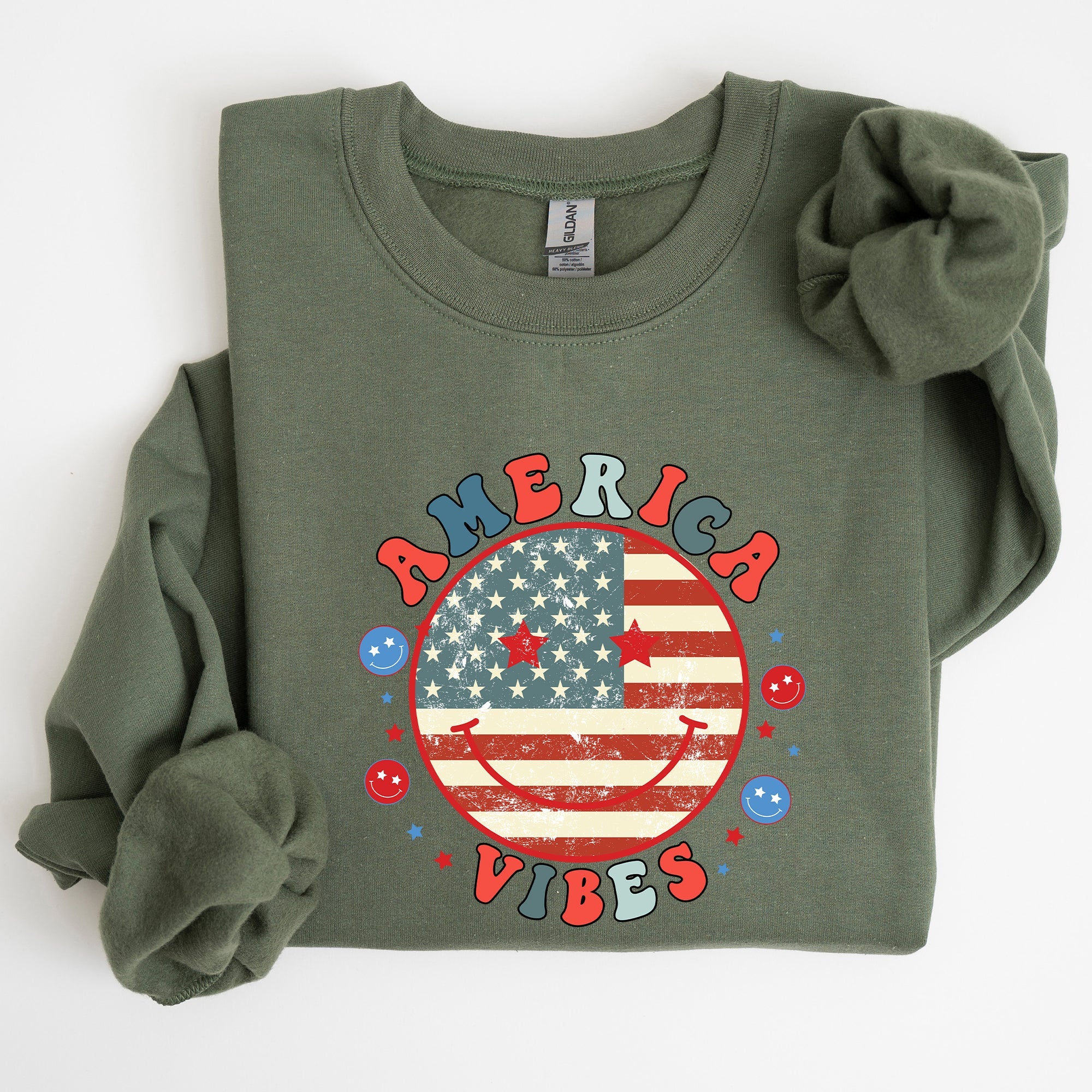 Retro America Vibes Patriotic 4th of July USA Flag Freedom Celebration Classic Sweatshirt
