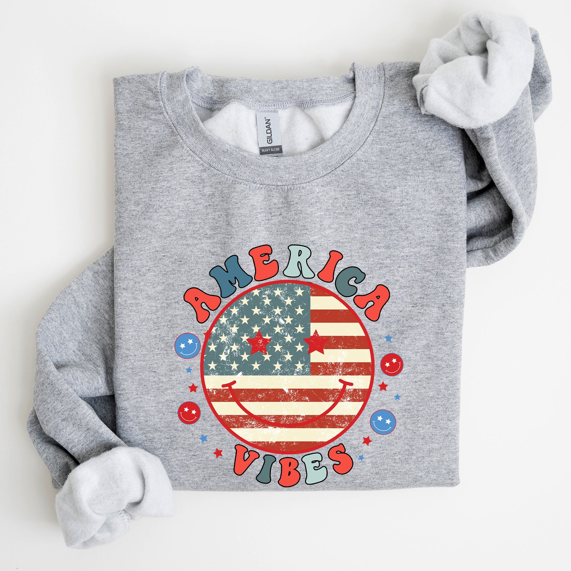Retro America Vibes Patriotic 4th of July USA Flag Freedom Celebration Classic Sweatshirt