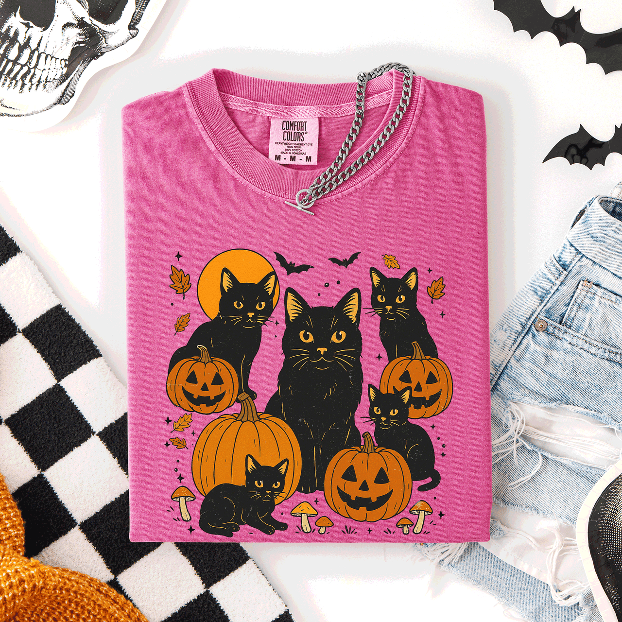 Retro Black Cats And Pumpkins Halloween Spooky Night Scene Edition Comfort Colors Tee