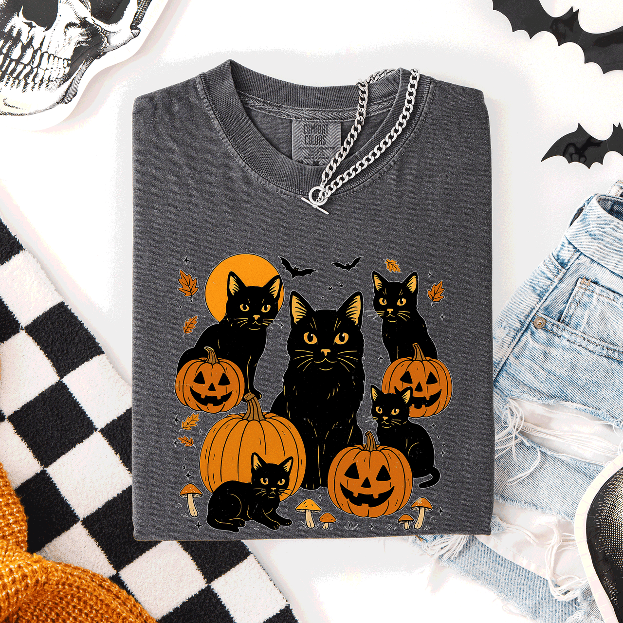 Retro Black Cats And Pumpkins Halloween Spooky Night Scene Edition Comfort Colors Tee