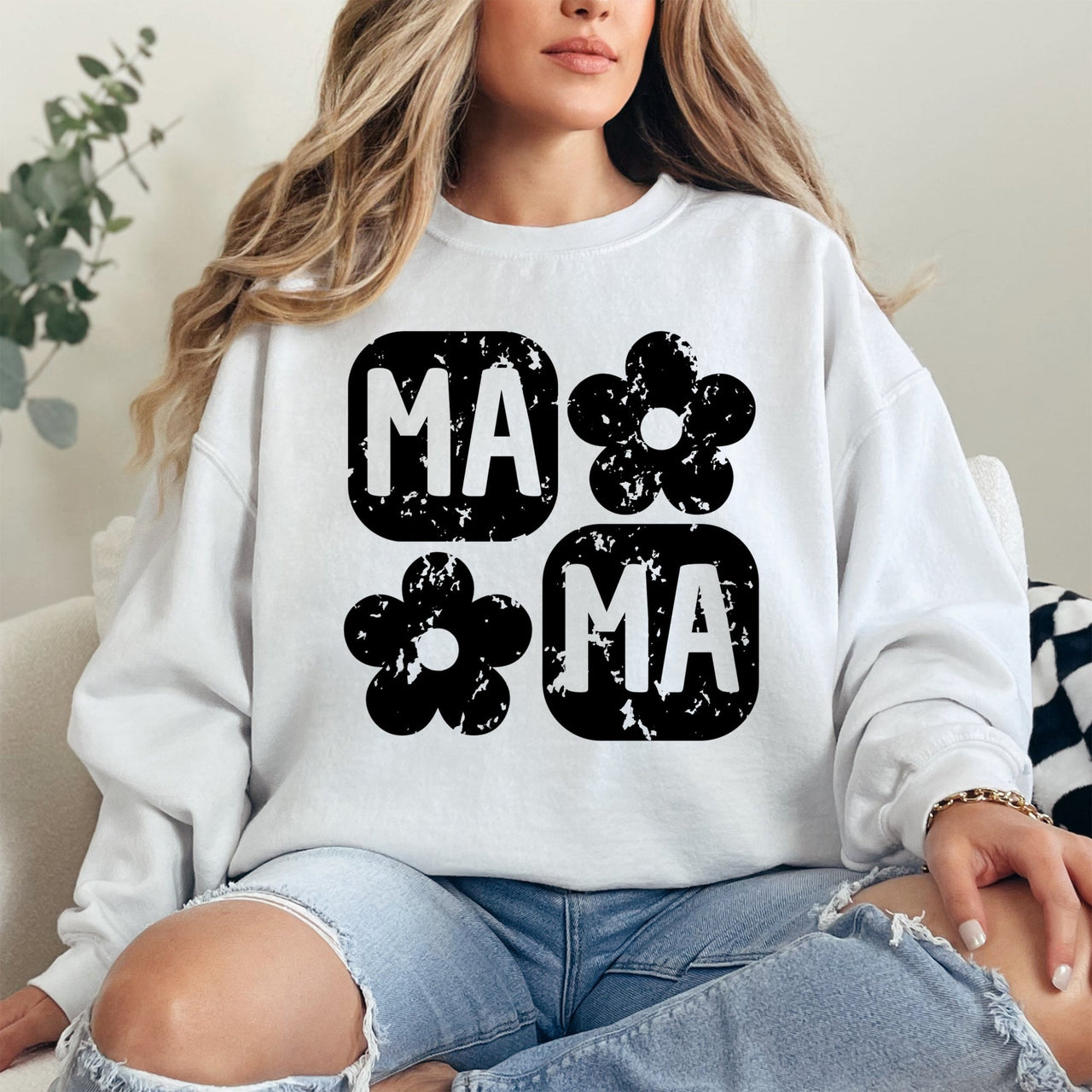 Retro Floral Mama Vintage Mother's Day Charming Floral Pattern Celebration Sweatshirt