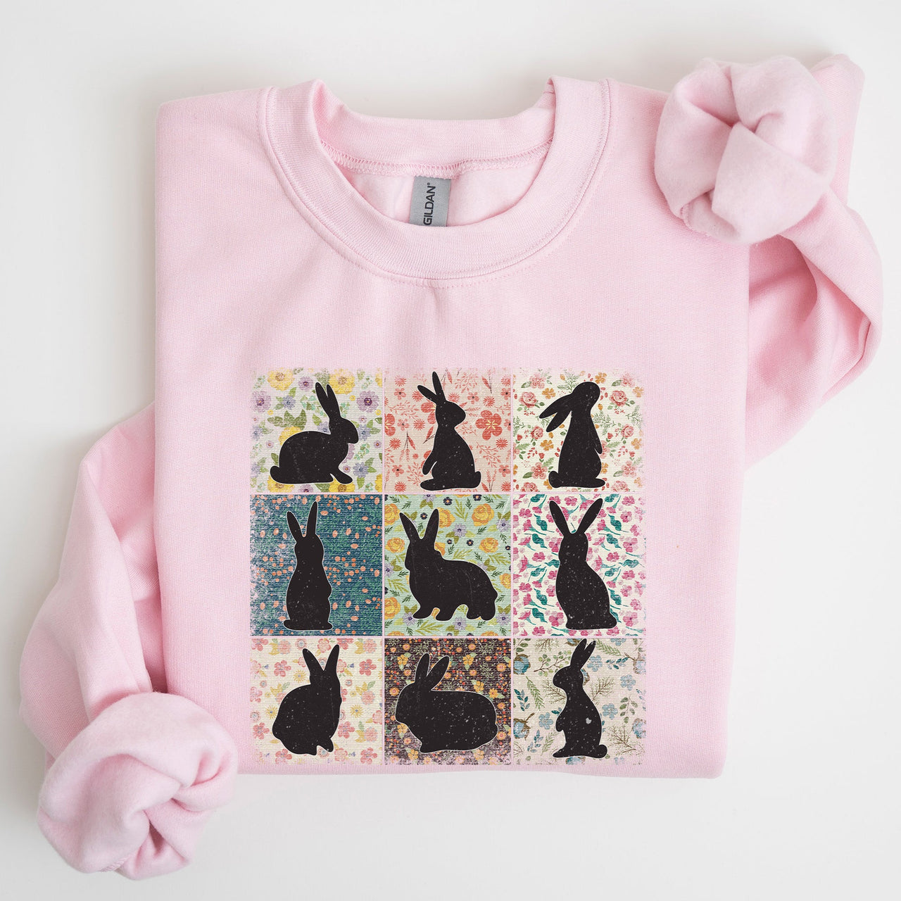 Retro Floral Print Featuring Easter Bunnies And Patchwork Quilt Patterns Sweatshirt