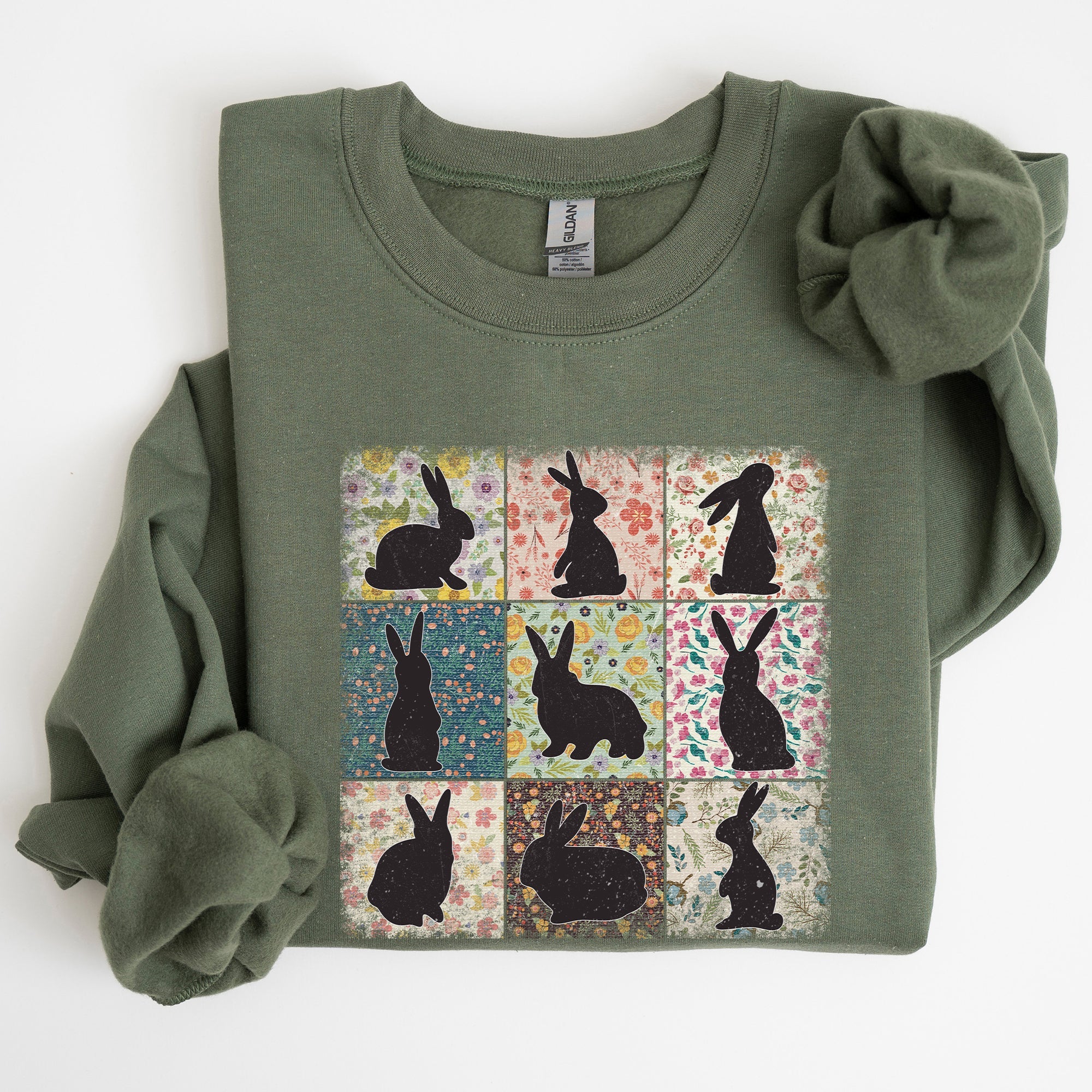 Retro Floral Print Featuring Easter Bunnies And Patchwork Quilt Patterns Sweatshirt