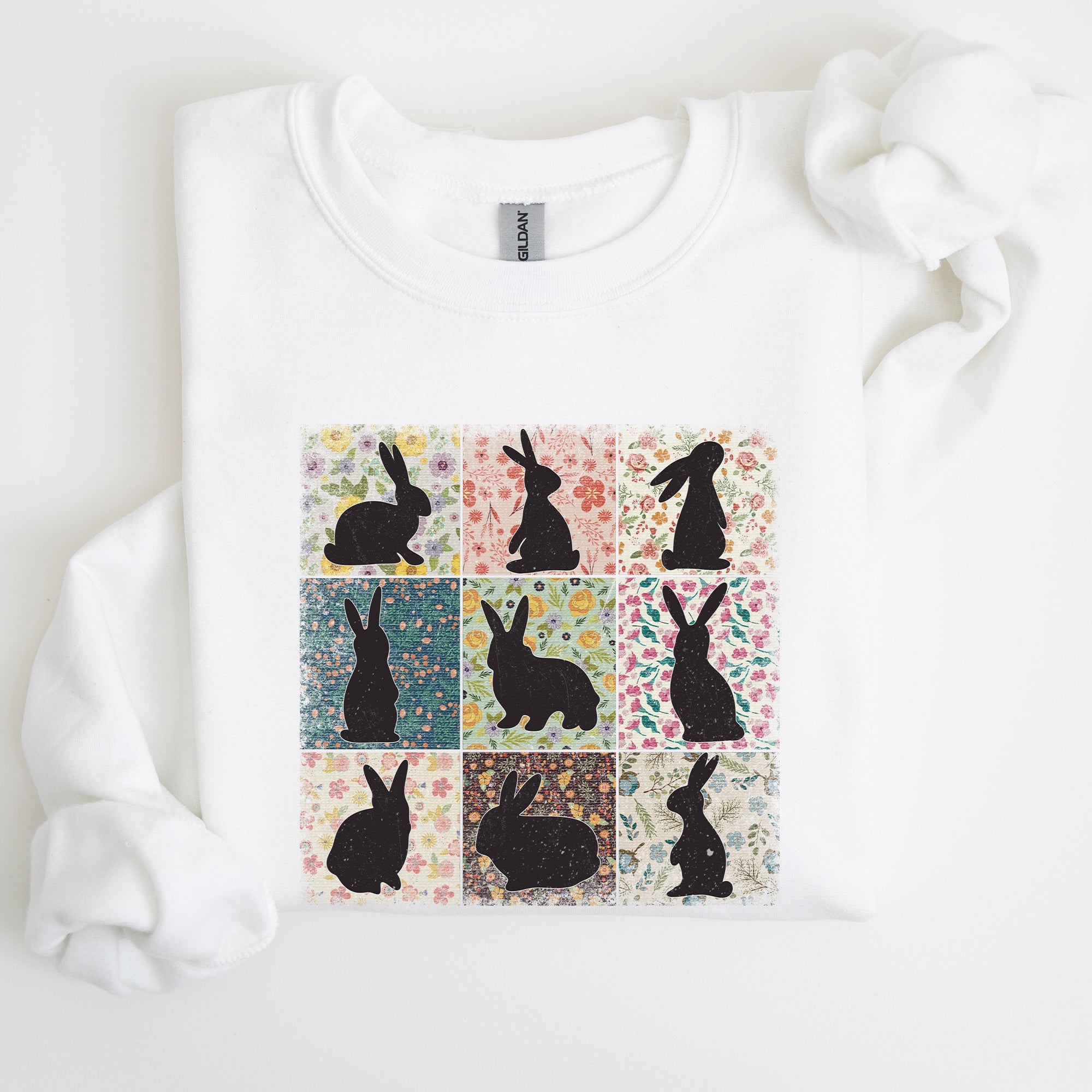 Retro Floral Print Featuring Easter Bunnies And Patchwork Quilt Patterns Sweatshirt