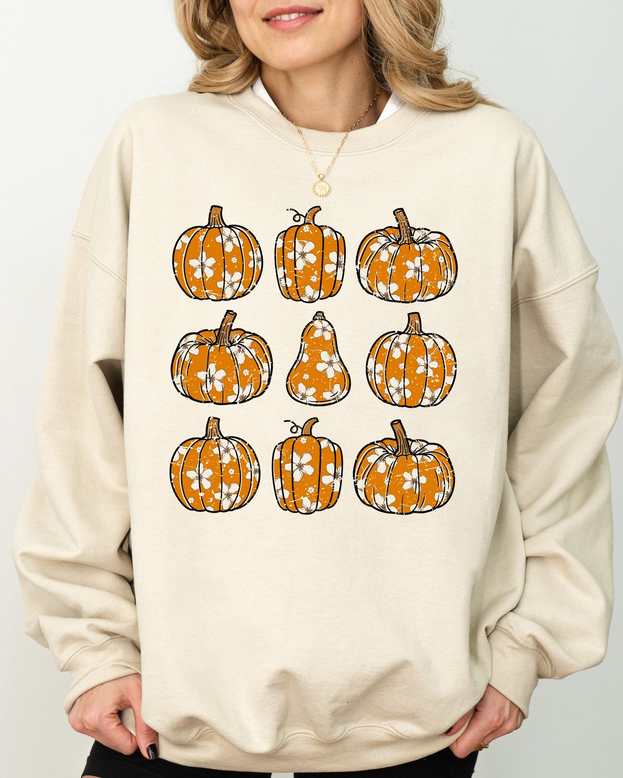 Retro Floral Pumpkins Halloween Jack-O-Lantern Fall Autumn Harvest Festive Sweatshirt