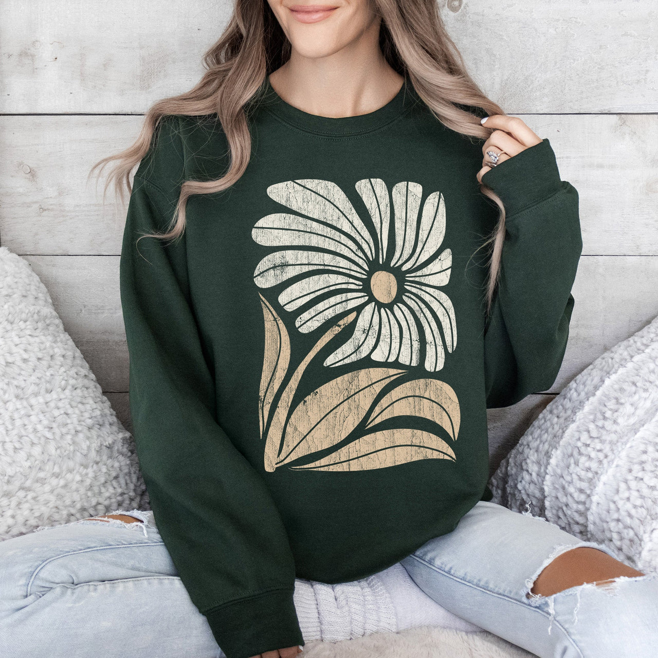 Cozy Soft Retro Flower Bold Floral Boho Print Fleece Lined Weekend Wear Sweatshirt