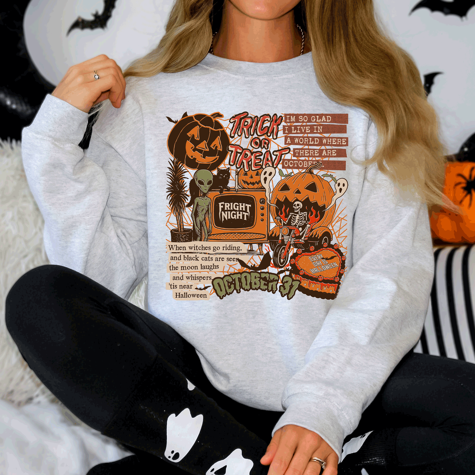 Retro Trick Or Treat Creep Halloween Spooky Vintage Nostalgia Throwback Sweatshirt