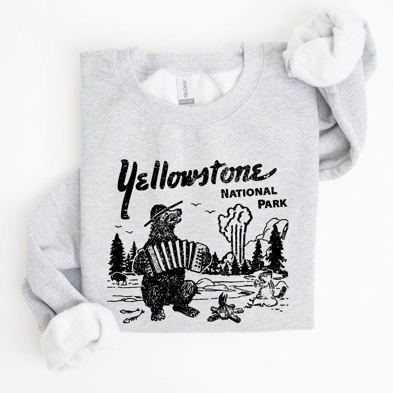 Retro Yellowstone National Park Bear Chipmunk Nature Landscape Illustration Sweatshirt