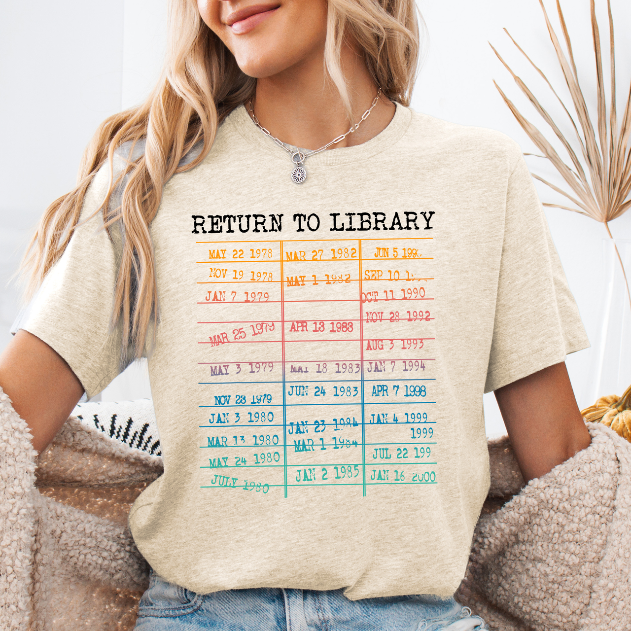 Return To Library BookTok Bookish Trend For Avid Readers And Night Owls Graphic Tee