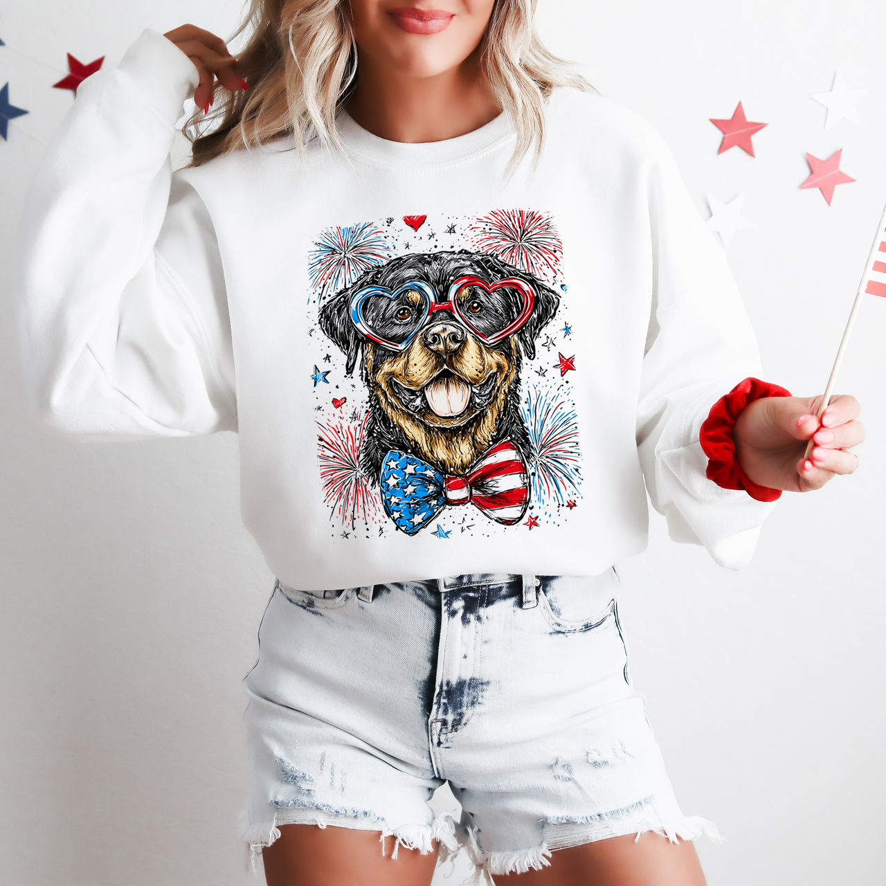 Rottweiler Patriotic Dog USA Flag 4th Of July Pet Lover Proud American Sweatshirt