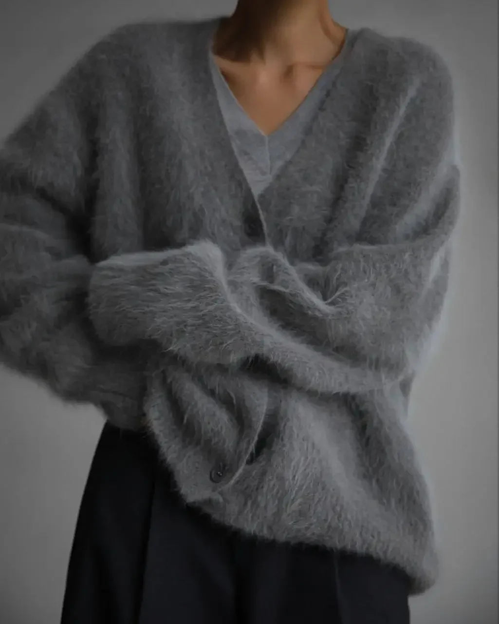 Hirsionsan Elegant Long Sleeve Sweater Women 2025 New Single-Breasted Female Casual Cardigan Soft Flexible Knitted Outwear