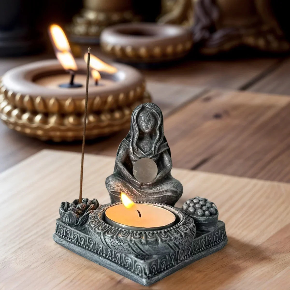 1 Piece of Light Luxury Moon Goddess Candle Holder and Aromatherapy Statue Ornament, Zen Meditation Space Decoration, Desktop Candle and Aromatherapy Holder, Artistic Atmosphere-Enhancing Item