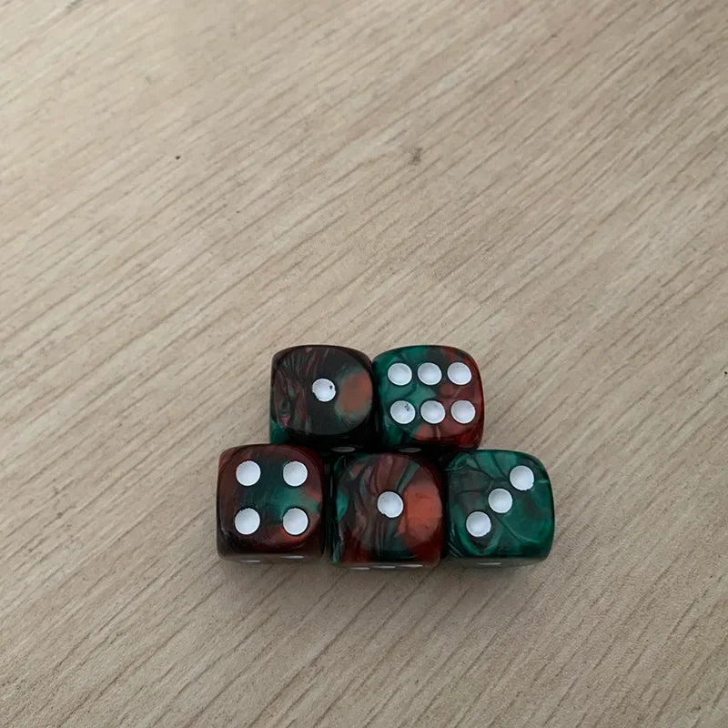 5pcs/set Two Colors Dice Puzzle Board Game Accessory  6 Sided Point Dice Funny Game 16mm