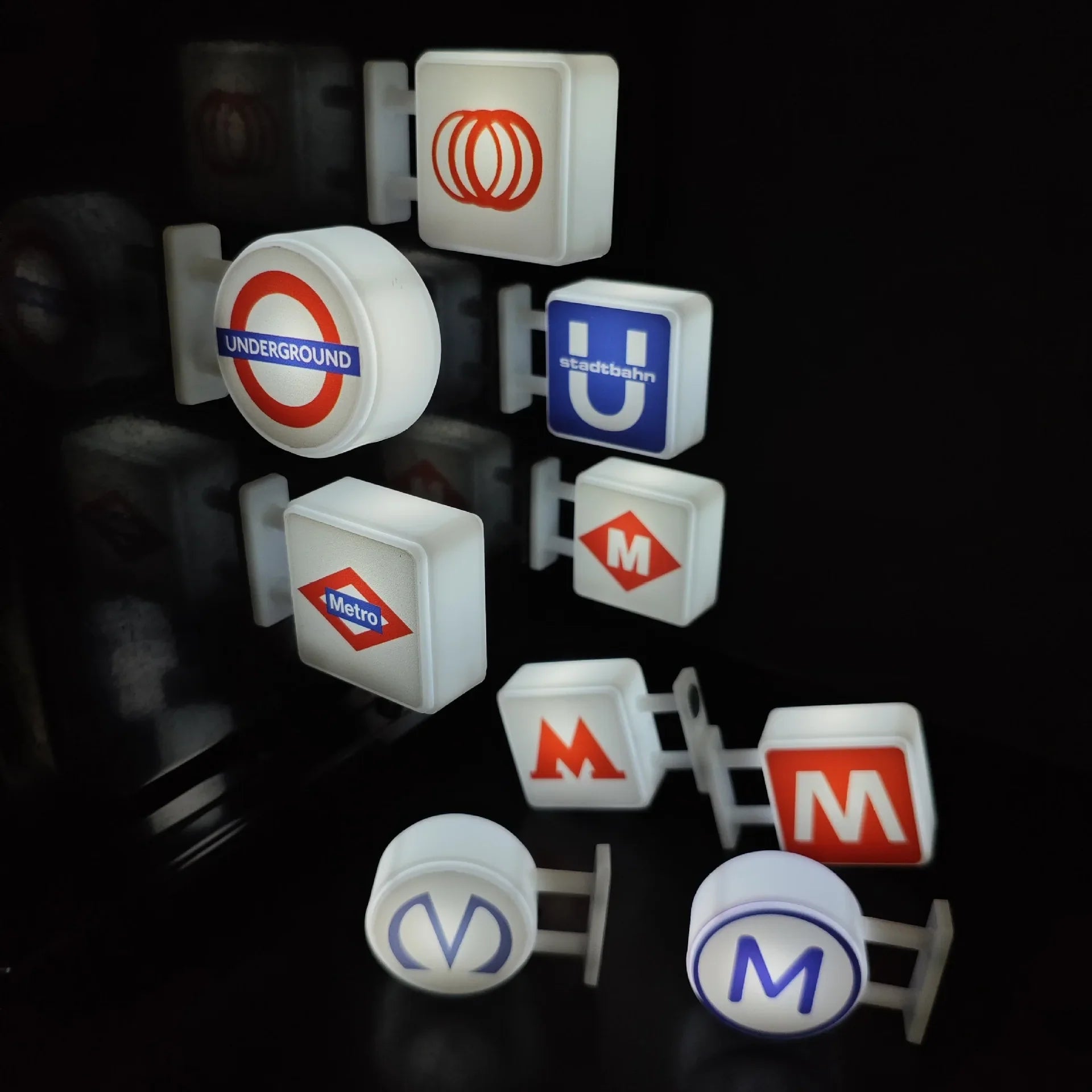 Japan Subway Light Sign 3d Fridge Magnets Luminous Refrigerator Sticker Osaka Kyoto Magnetic Jr Travel Souvenir Magnetic Sticker