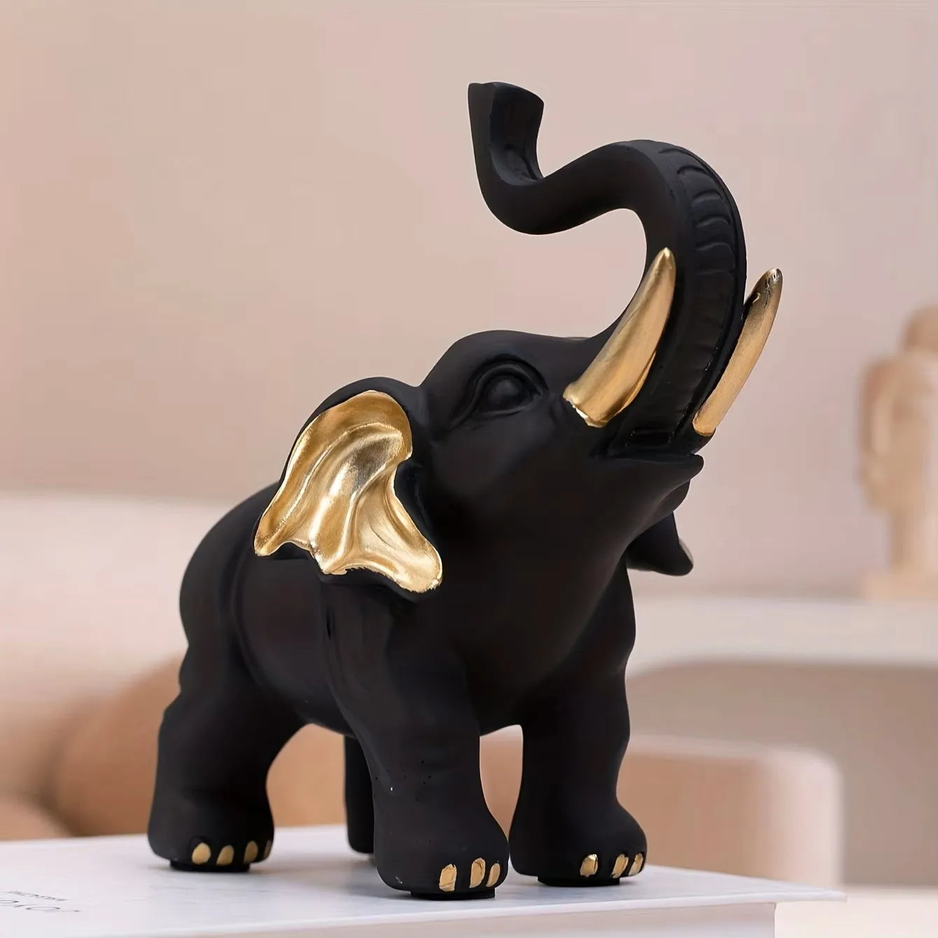 1 Piece of Black Gold Lucky Elephant Statue Ornament, Accessible Luxury Art Style, Living Room Desktop Decoration, Home Soft Decoration Display Good Items