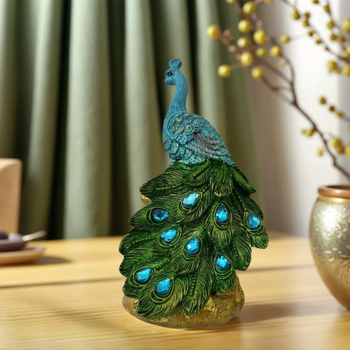 1 Piece of Artistic Peacock Resin Craft Sculpture Ornament, Feng Shui Home Decoration, Luxurious Decoration for Living Room, Foyer, and Wine Cabinet
