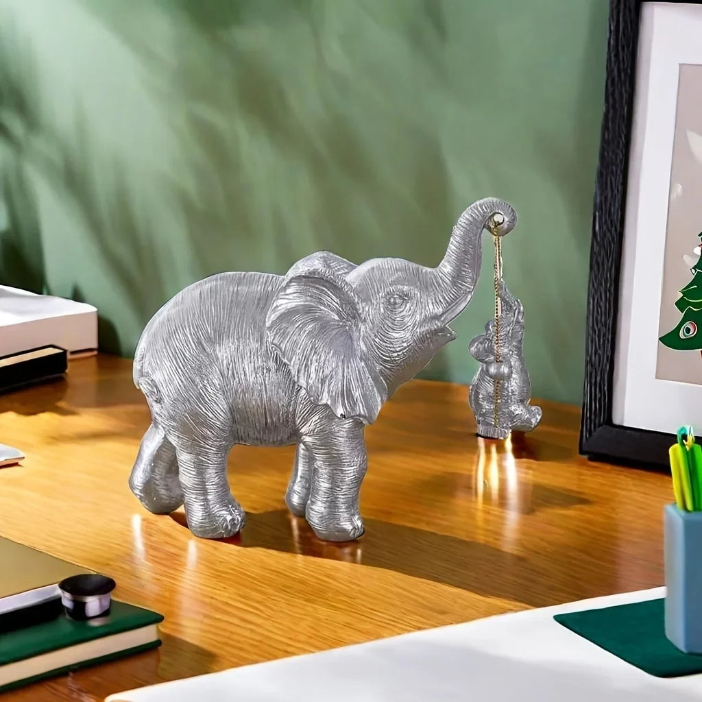 1 Piece of Gold and Silver Mother and Child Elephant Statue Ornament, Mother Holding Baby Elephant in a Warm Pose, Living Room Tabletop, Home Decor Creative Display Item