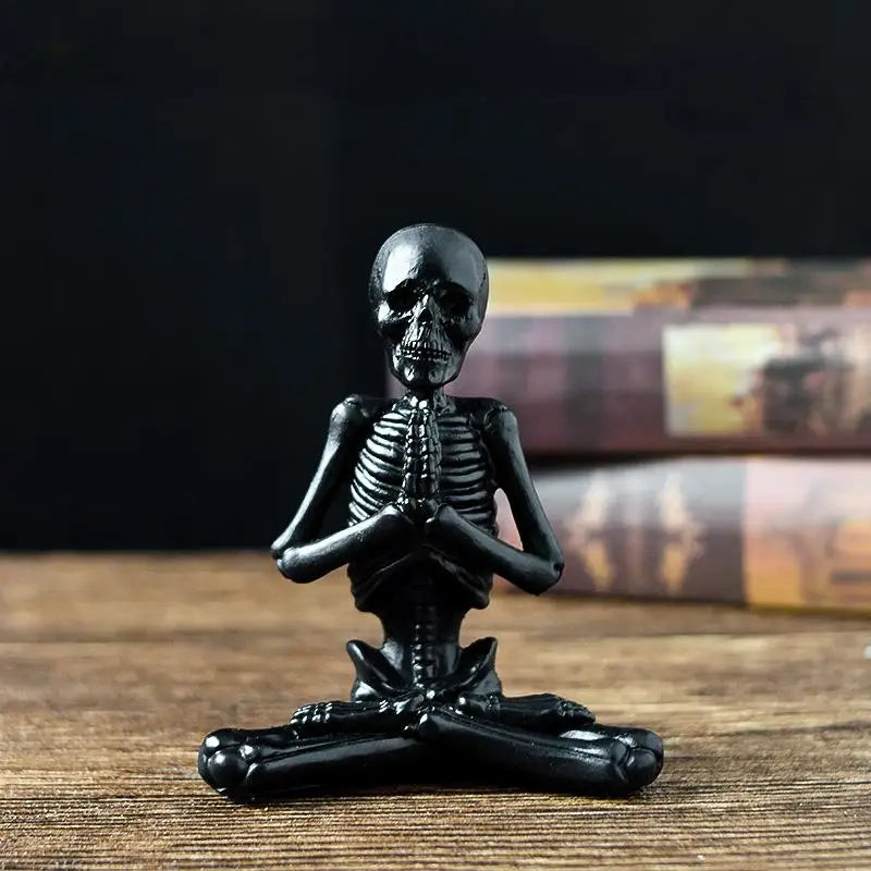 Meditation skeleton statue and yoga skeleton statue mini set resin craft ornaments halloween party decoration table gothic