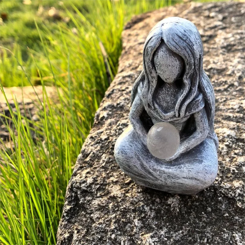 A Zen-Inspired Moon Goddess Statue Ornament, Imitation Stone Texture, Meditation Style, Home Desktop Garden Decoration, Healing and Soul-Healing Item