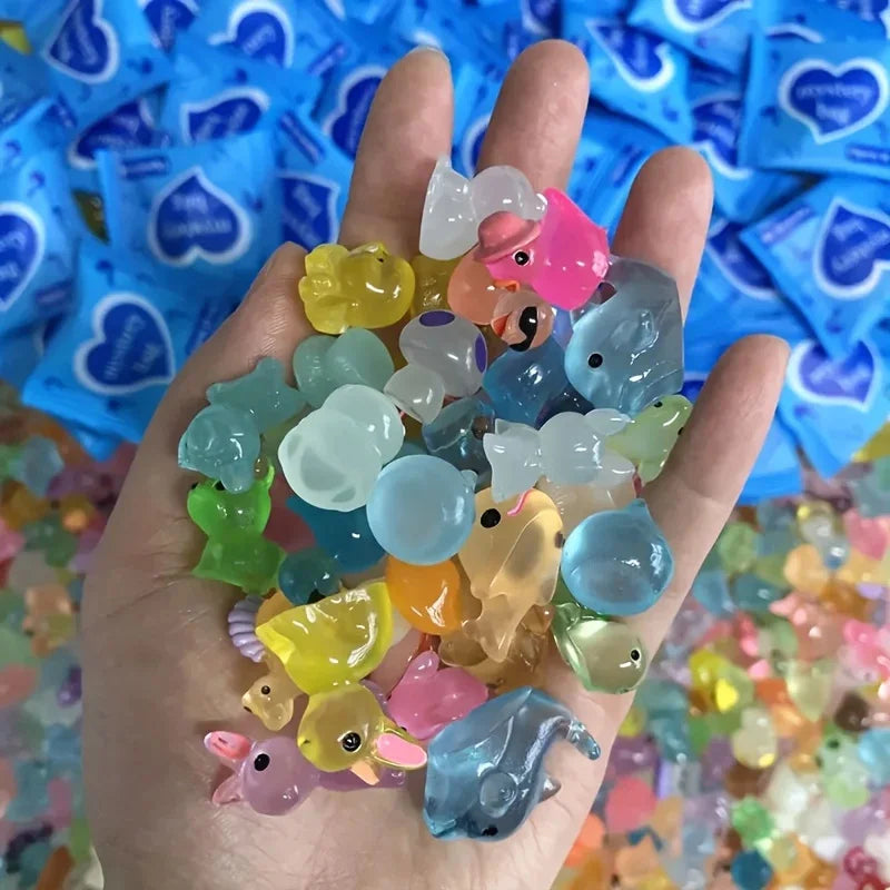 25Pcs Mystery Bag Animal Statue Mini Blind Bags Aqua Garden Decoration Surprise Gifts for Friends & Family Party Christmas Gifts