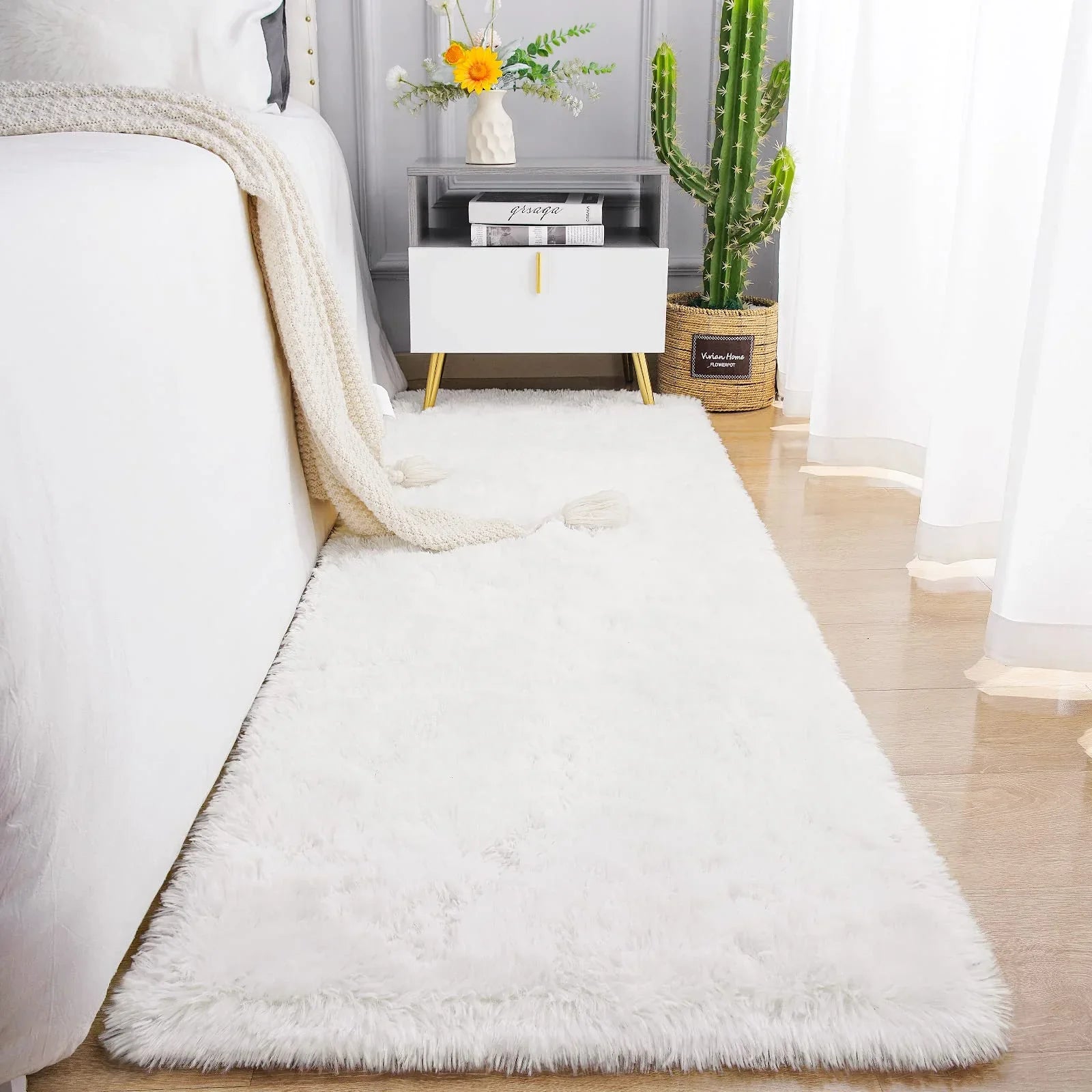 VIKAMA Soft Running Rug, Plush And Fluffy Bedroom And Living Room Carpet, Nursery And Children's Room Floor Mat For Home Decor