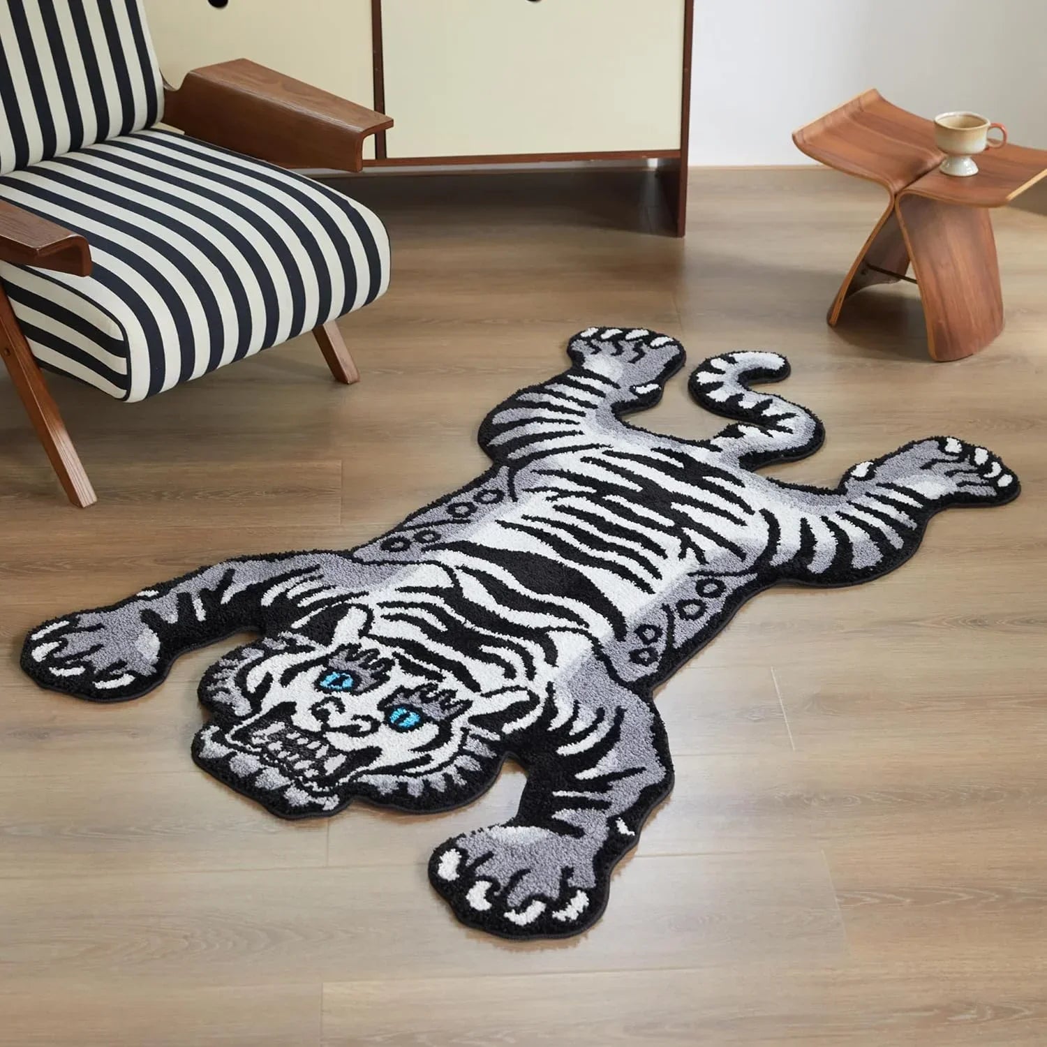 VIKAMA Tiger Sleeping Tiger Faux Cashmere Decorative Carpet Is Soft And Comfortable For Bedroom, Bedside And Home Decoration