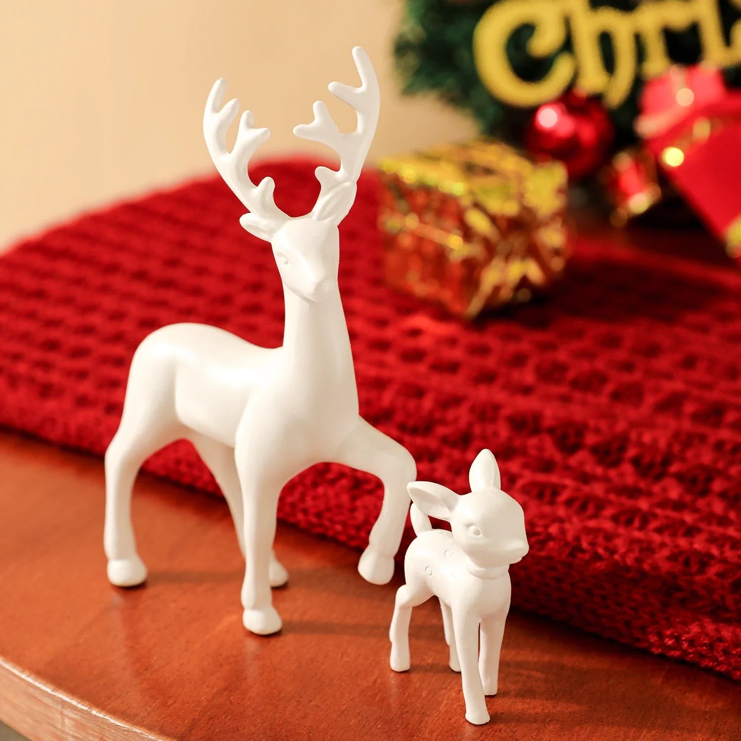 2 pcs/set, Christmas reindeer family set, Christmas Decor, Resin Statue Festive Home Decorations, Indoor Decor ,Christmas gifts.