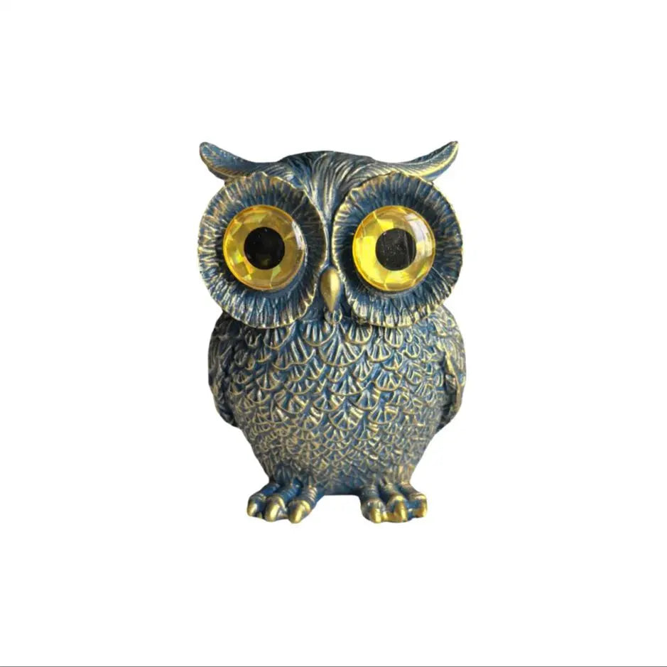 1 Piece of Retro-Style Cute Big-Eyed Owl Figurine, Creative Desktop Decoration Resin Craft, Adds Artistic Flair, Full of Details