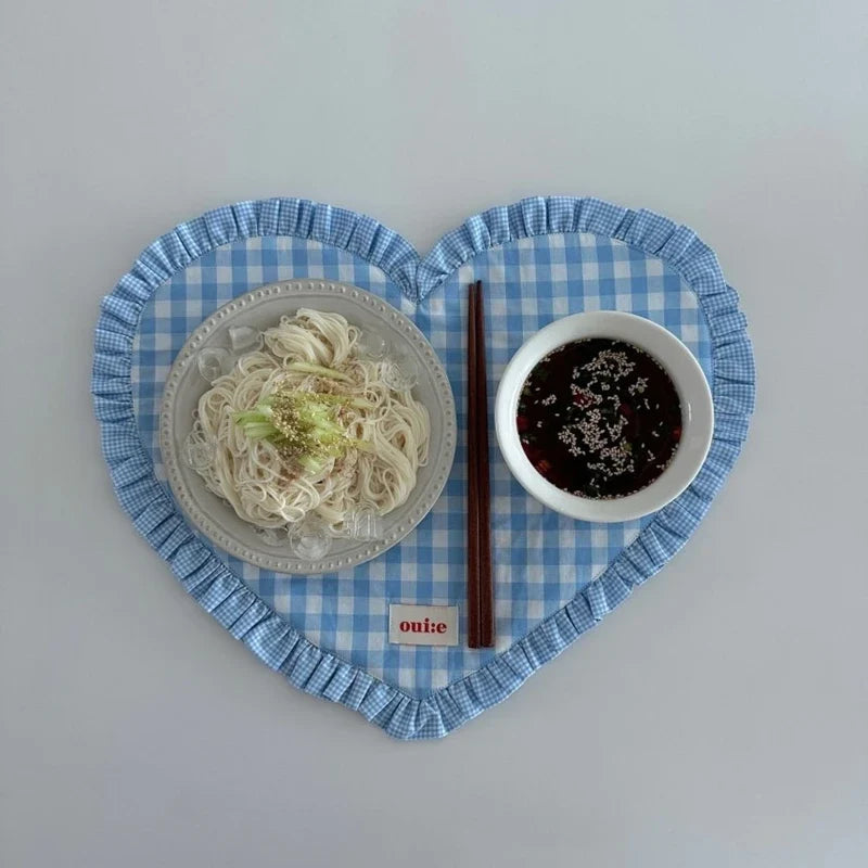 Placemats Dining Table Korean Plaid Heart-shaped Placemat Water Cup Mat Cute Pleated Lace Mat Fabric Coaster Dining Mat