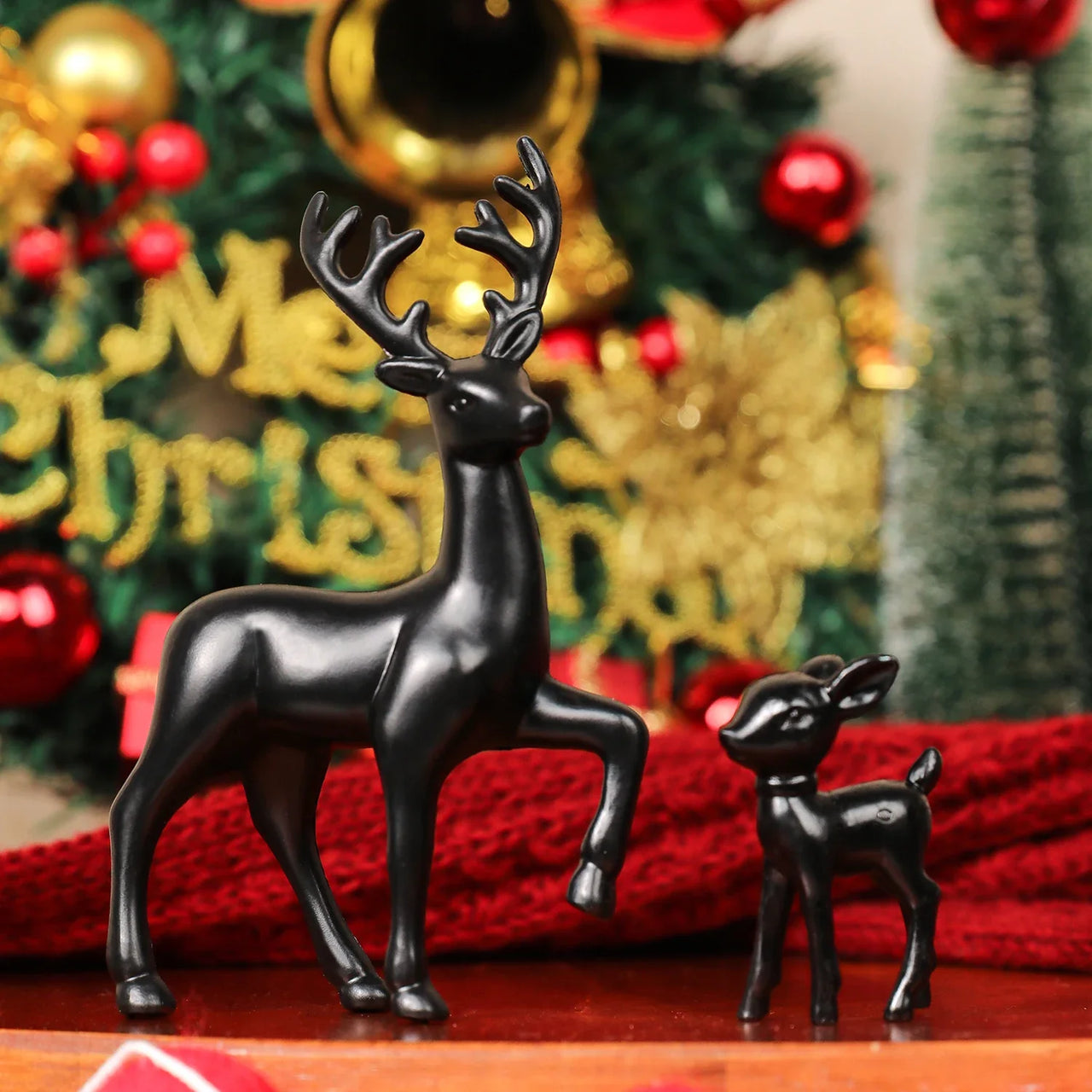 2 pcs/set, Christmas reindeer family set, Christmas Decor, Resin Statue Festive Home Decorations, Indoor Decor ,Christmas gifts.