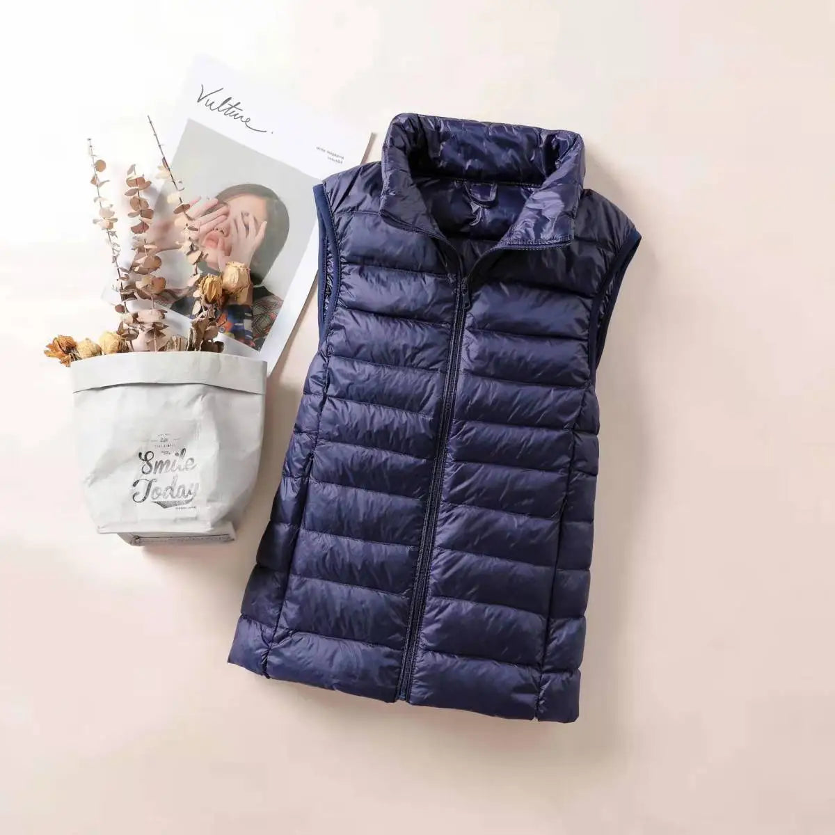 New 2026 Women Women Ultra Light Down Vests Slim Sleeveless Jacket Portable Girl Lightweight Windproof Waistcoat