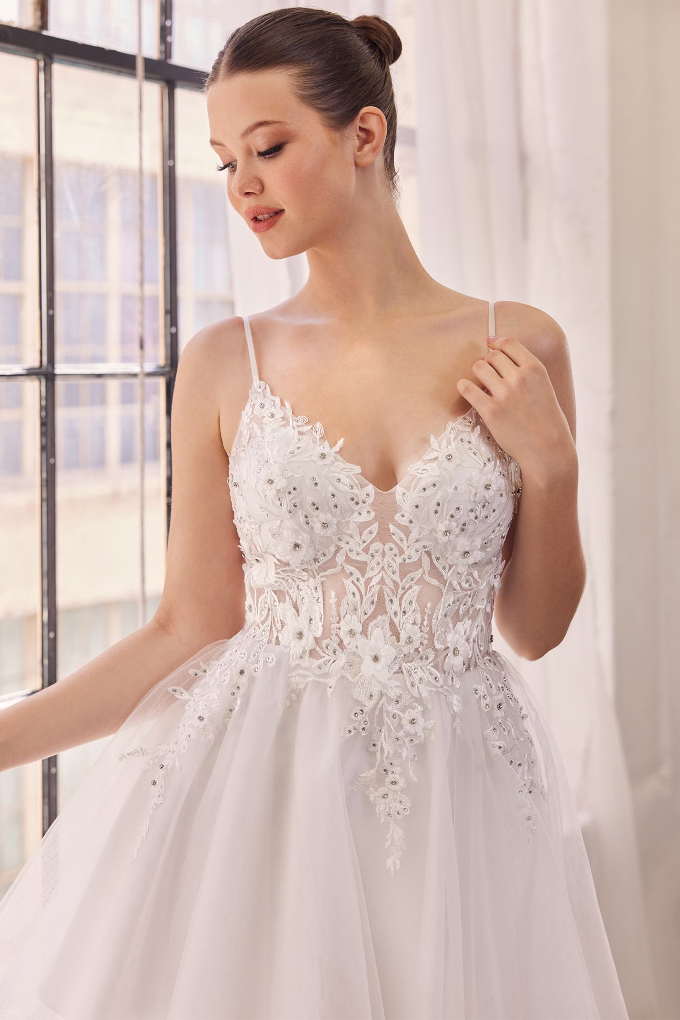 Ladivine SF047 Lace Bodice A-Line Layered Tulle Short Dress